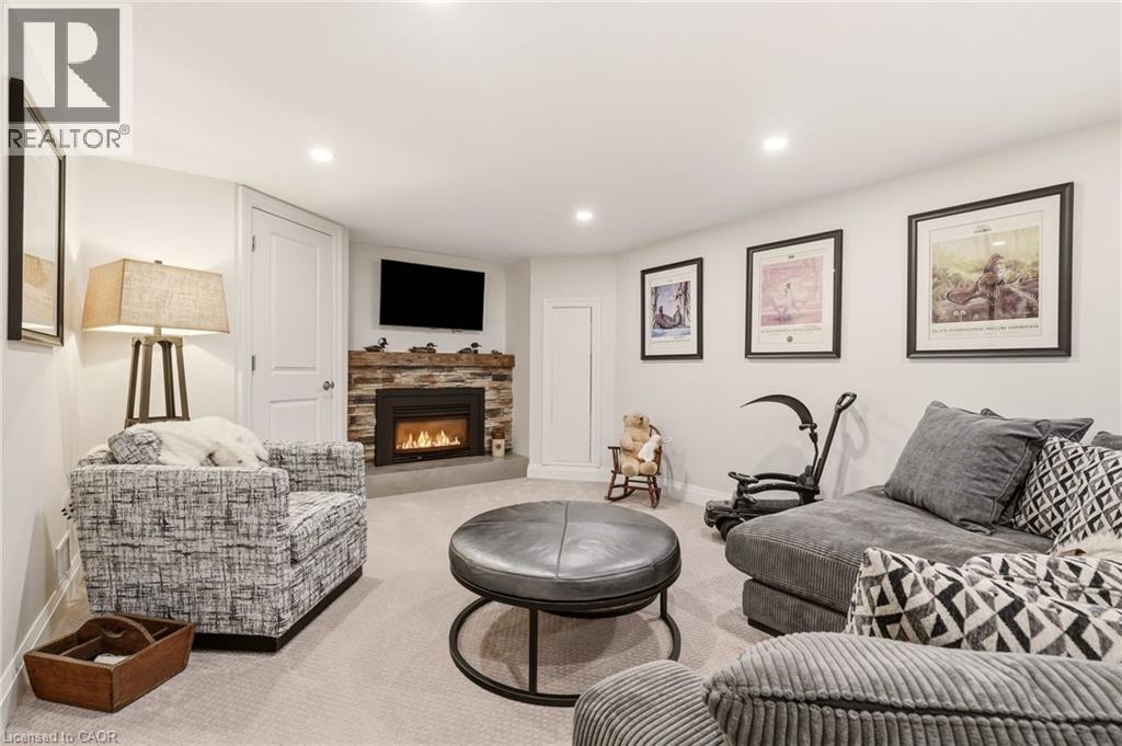 2113 Courtland Drive, Burlington, Ontario  L7R 1R7 - Photo 32 - 40853402