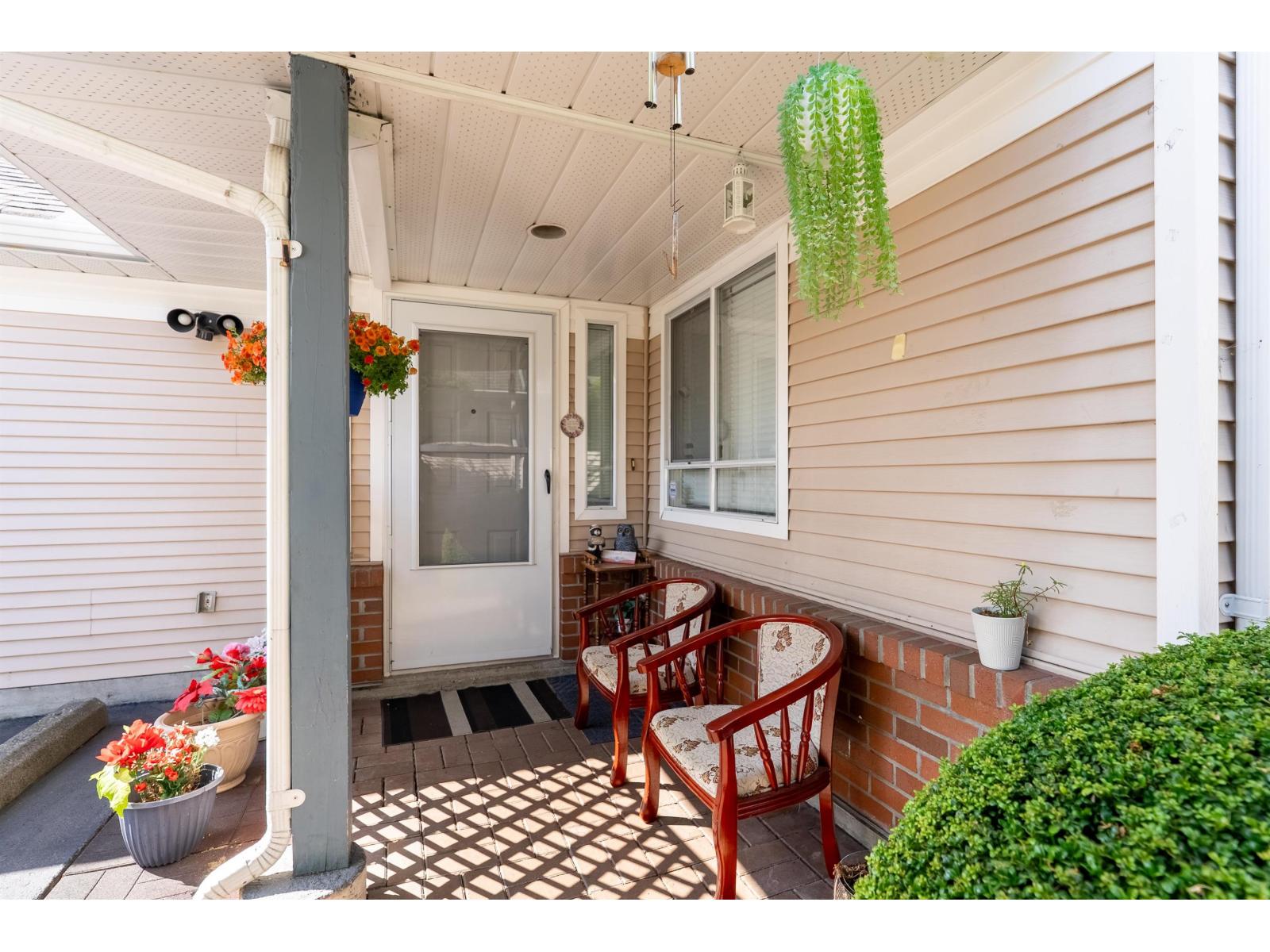 130 14154 103 Avenue, Surrey, British Columbia  V3T 4Z6 - Photo 4 - R3155397