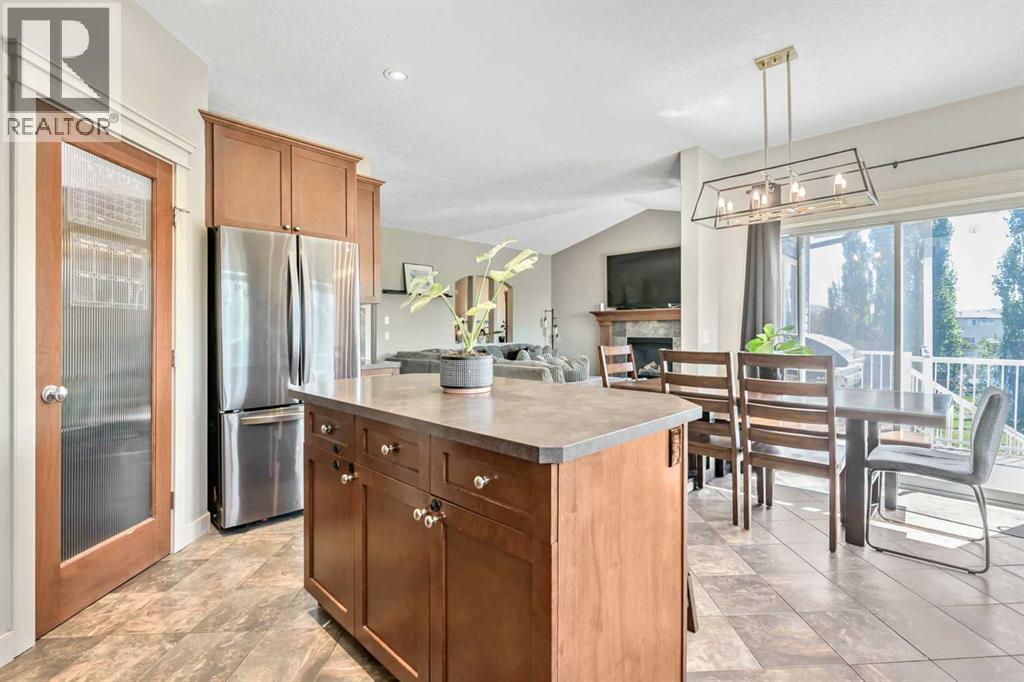 13 Dain Place NW, Langdon, Alberta  T0J 1X2 - Photo 7 - A2329154