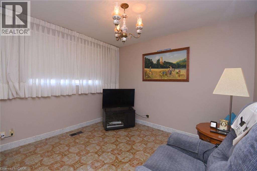 36 Abbington Drive, Hamilton, Ontario  L9C 4R3 - Photo 17 - 40855937