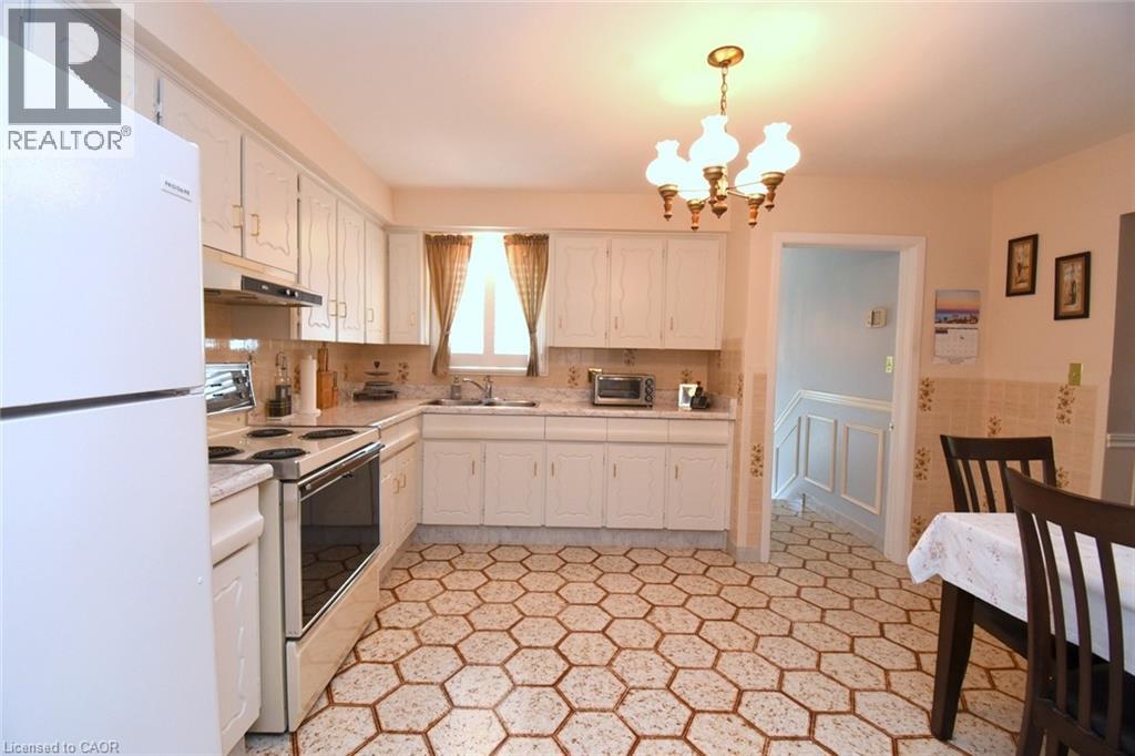 36 Abbington Drive, Hamilton, Ontario  L9C 4R3 - Photo 14 - 40855937