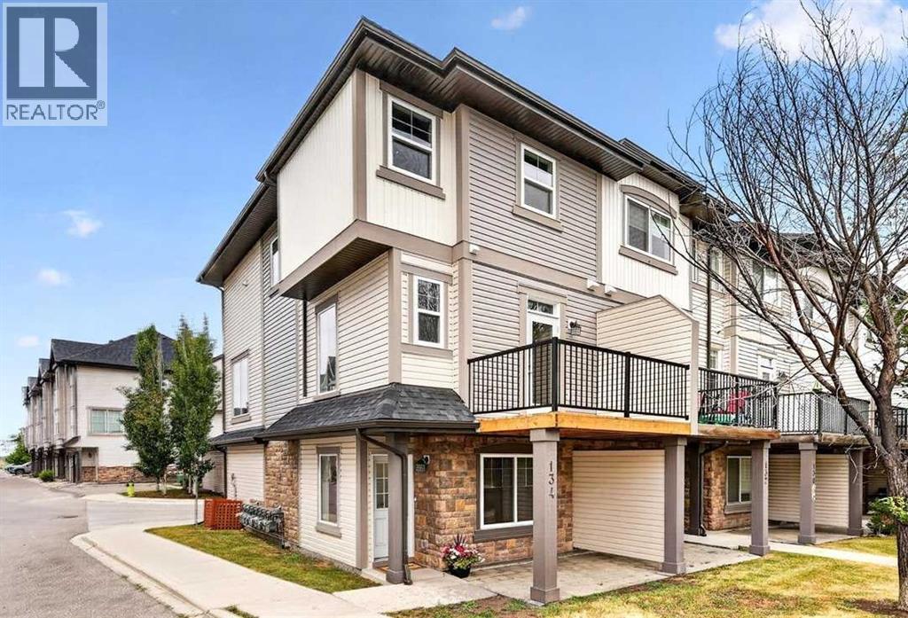 134 New Brighton Landing Se, Calgary, Alberta T2Z 1C1 - Photo 1 - A2335865