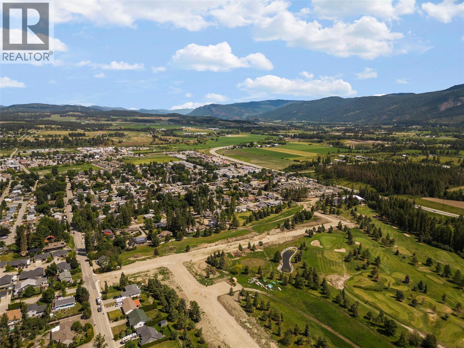 2049 Okanagan Street, Armstrong, British Columbia  V4V 0B7 - Photo 11 - 10388975