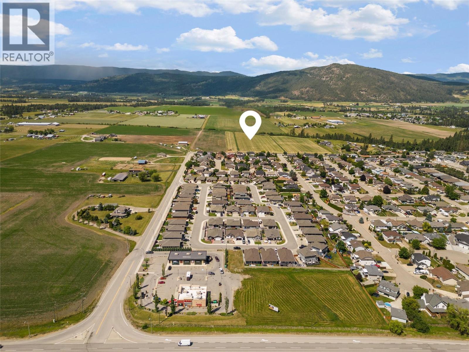 2049 Okanagan Street, Armstrong, British Columbia  V4V 0B7 - Photo 9 - 10388975