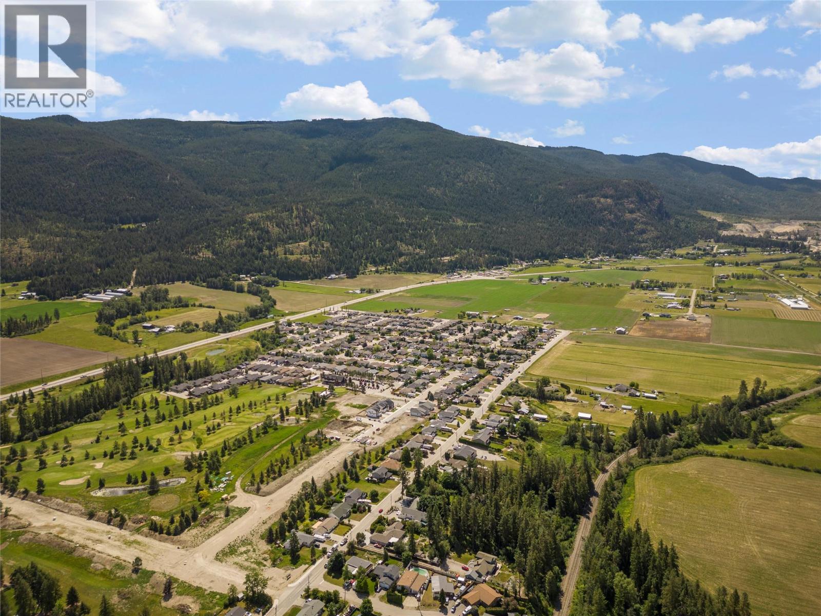 2049 Okanagan Street, Armstrong, British Columbia  V4V 0B7 - Photo 14 - 10388975