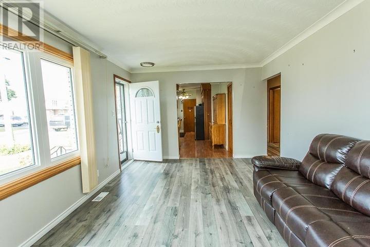 345 Langdon Rd, Sault Ste. Marie, Ontario  P6C 2Y4 - Photo 3 - SM262177