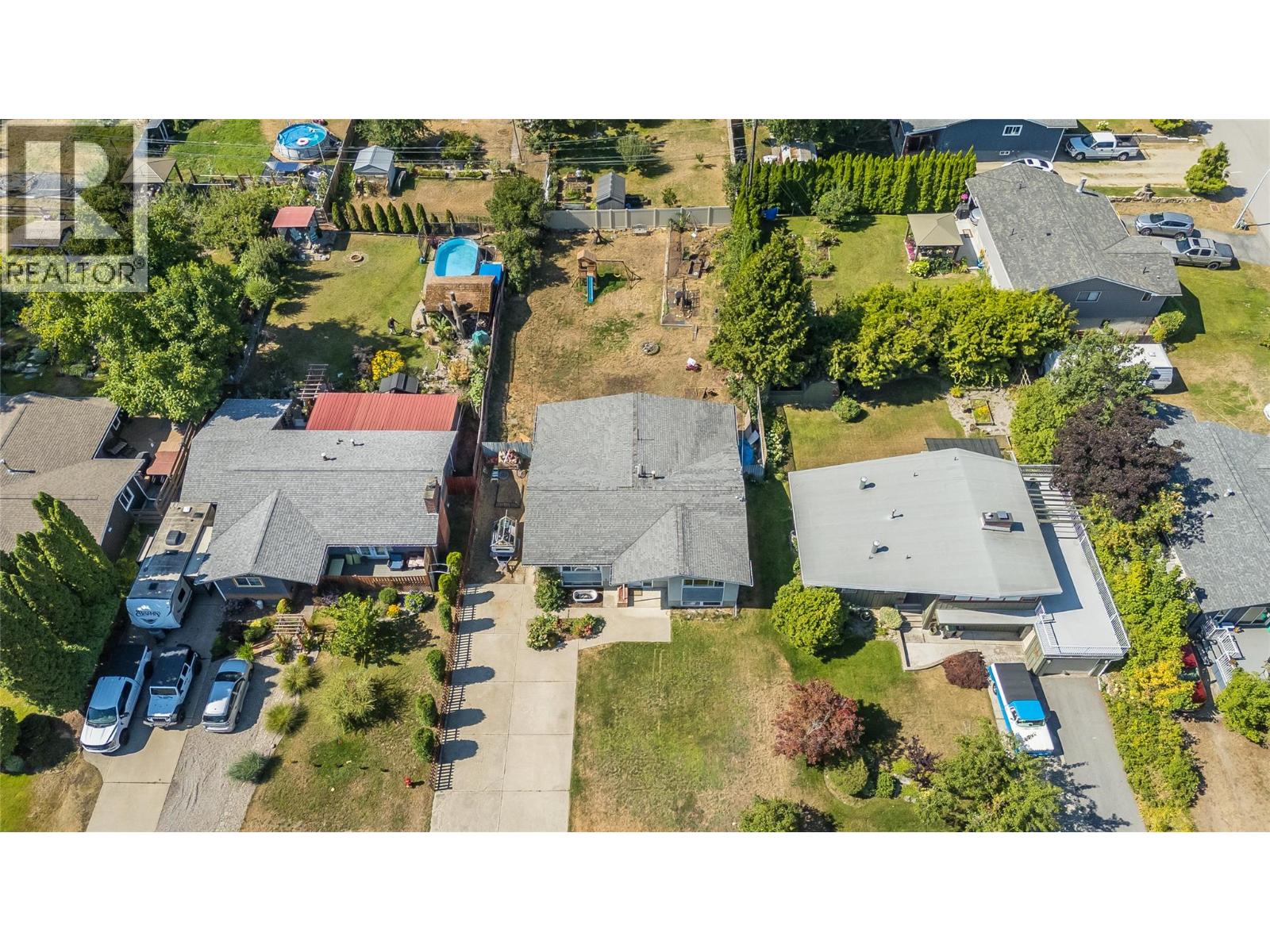 1684 Ridgewood Drive, Castlegar, British Columbia V1N 2L7 - Photo 48 - 10397238