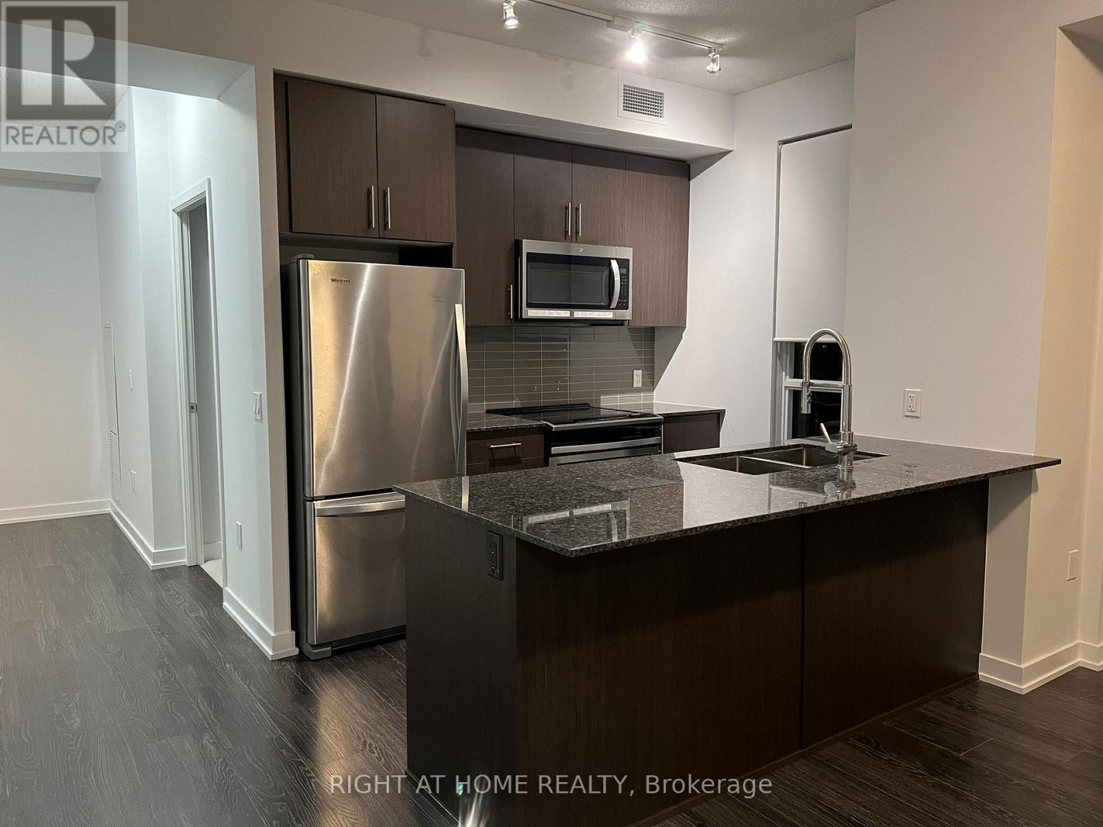 2820 - 4055 Parkside Village Drive, Mississauga, Ontario  L5B 0K8 - Photo 5 - W13673204