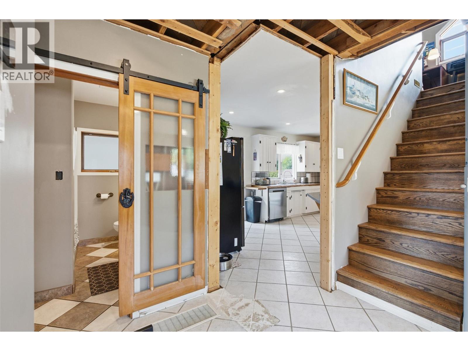 3052 Westsyde Road, Kamloops, British Columbia  V2B 7G3 - Photo 25 - 10397676