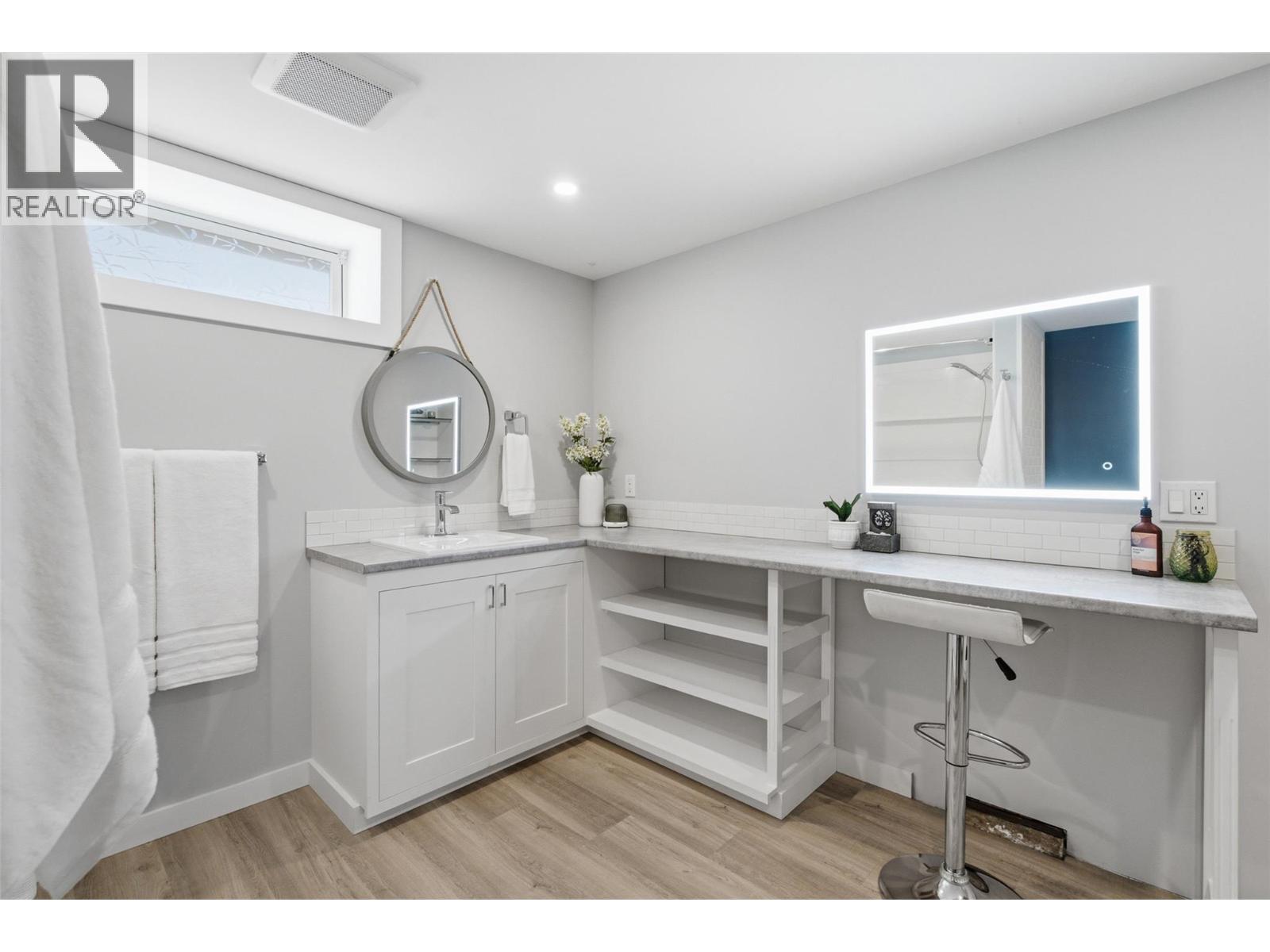3052 Westsyde Road, Kamloops, British Columbia  V2B 7G3 - Photo 42 - 10397676
