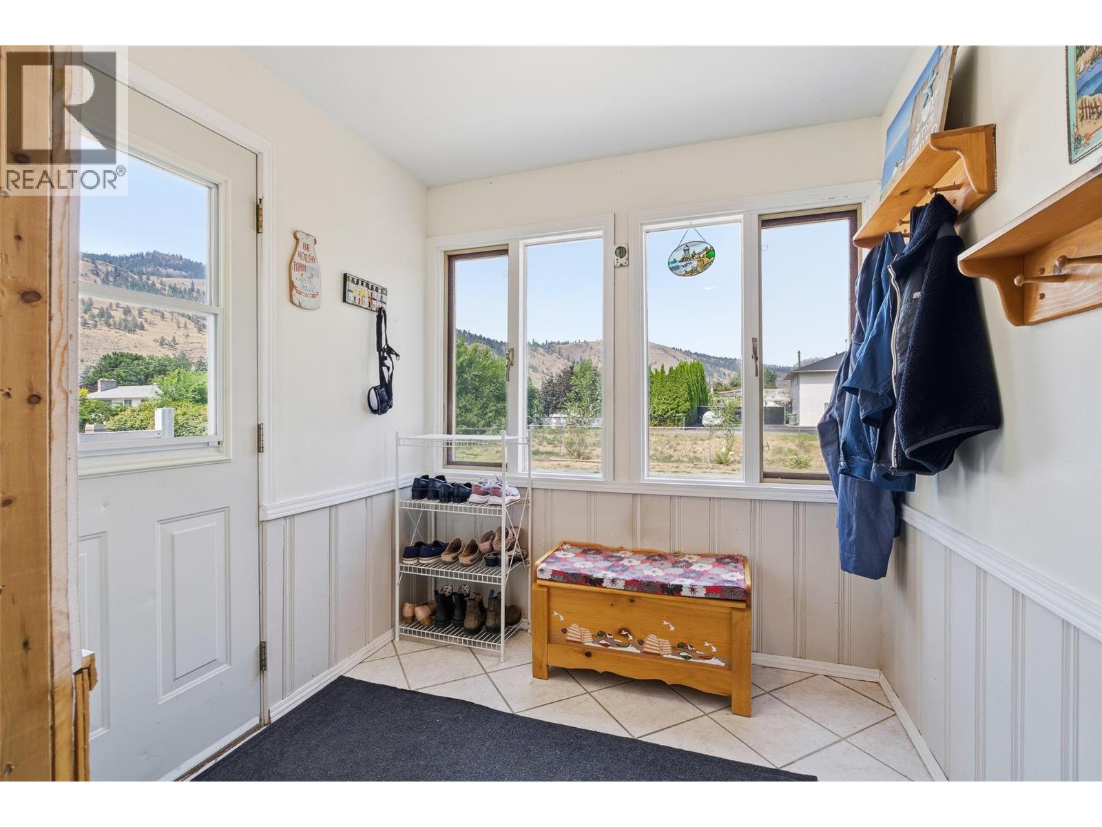 3052 Westsyde Road, Kamloops, British Columbia  V2B 7G3 - Photo 50 - 10397676