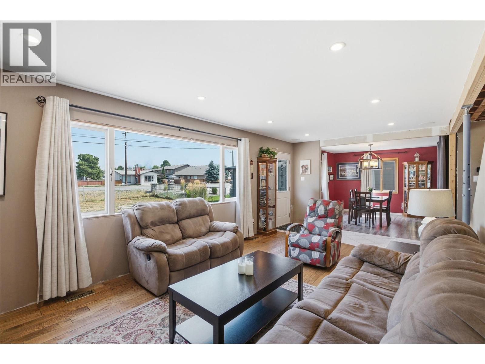 3052 Westsyde Road, Kamloops, British Columbia  V2B 7G3 - Photo 7 - 10397676