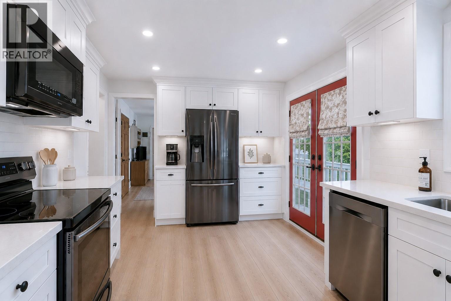 3052 Westsyde Road, Kamloops, British Columbia  V2B 7G3 - Photo 72 - 10397676