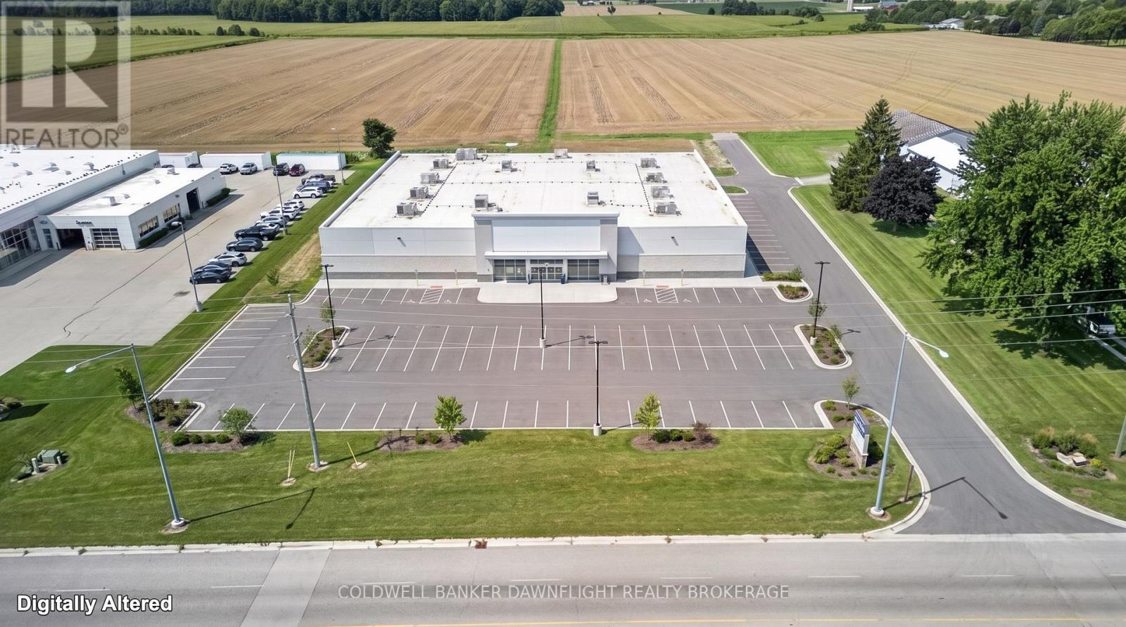70735 London Road, South Huron, Ontario  N0M 1S1 - Photo 3 - X12823668