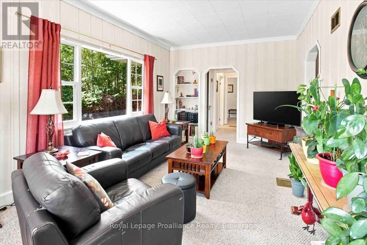 14 Victoria Street N, Tweed, Ontario  K0K 3J0 - Photo 11 - X13677238