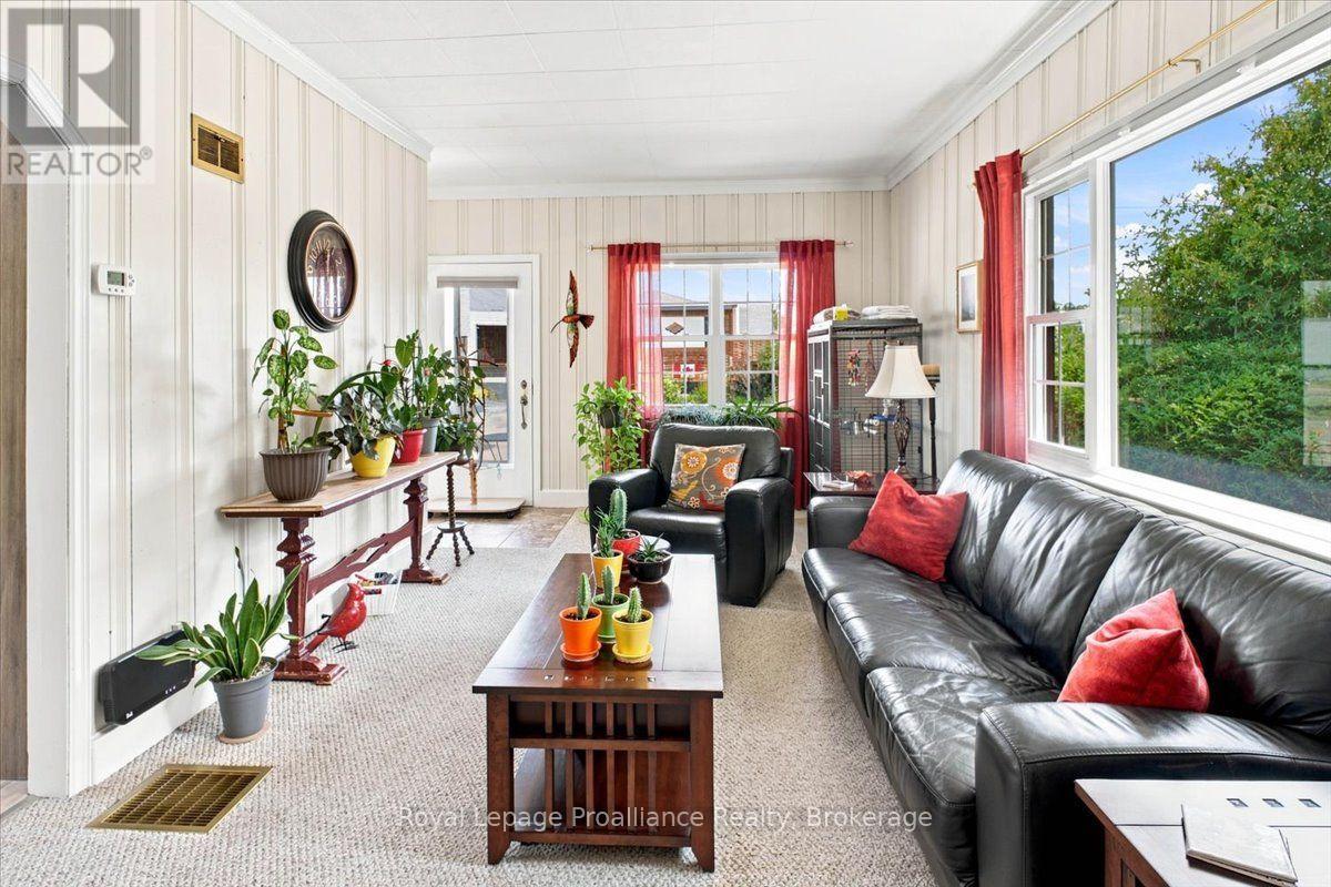 14 Victoria Street N, Tweed, Ontario  K0K 3J0 - Photo 13 - X13677238