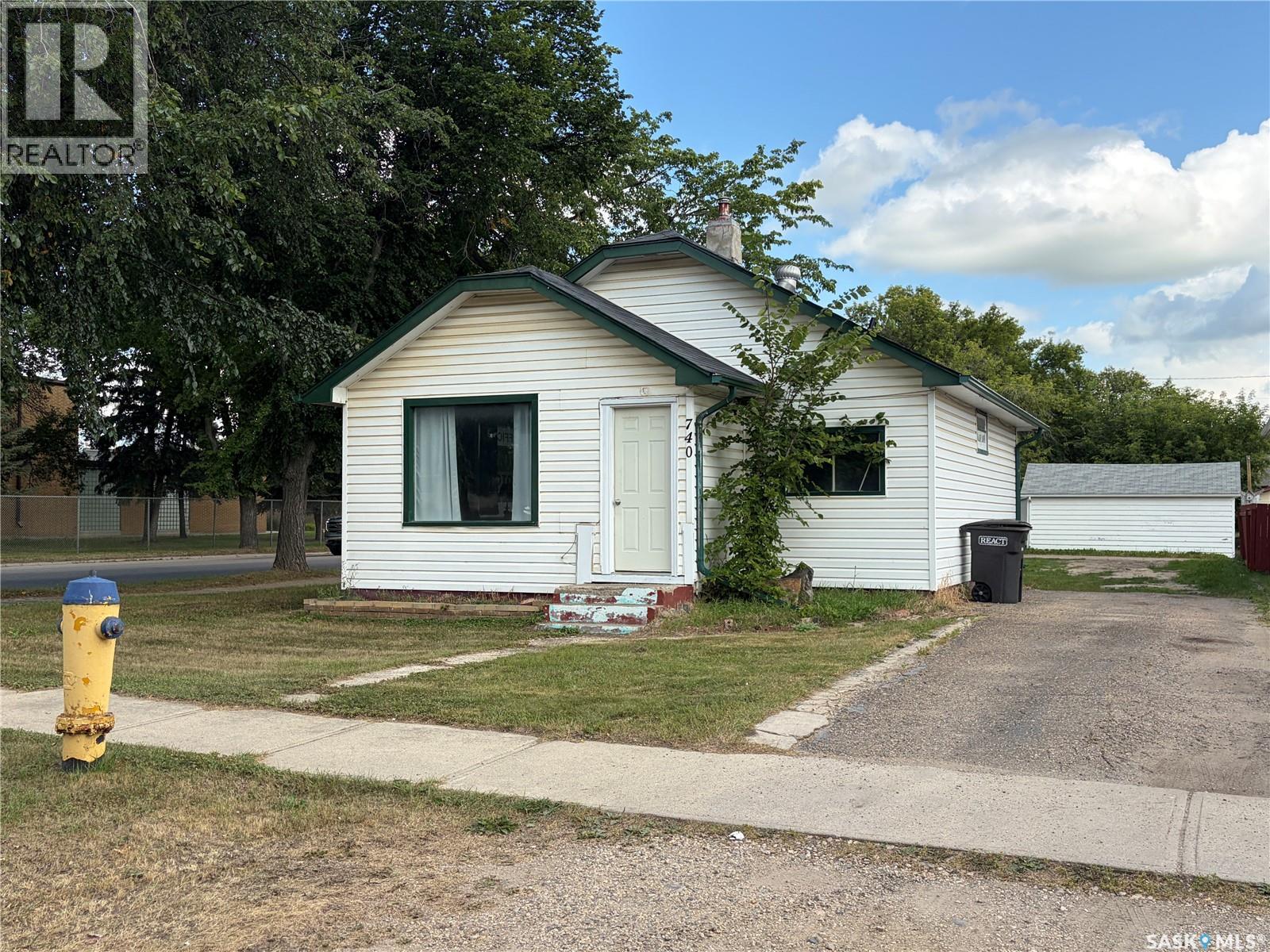 740 12th STREET, Humboldt, Saskatchewan