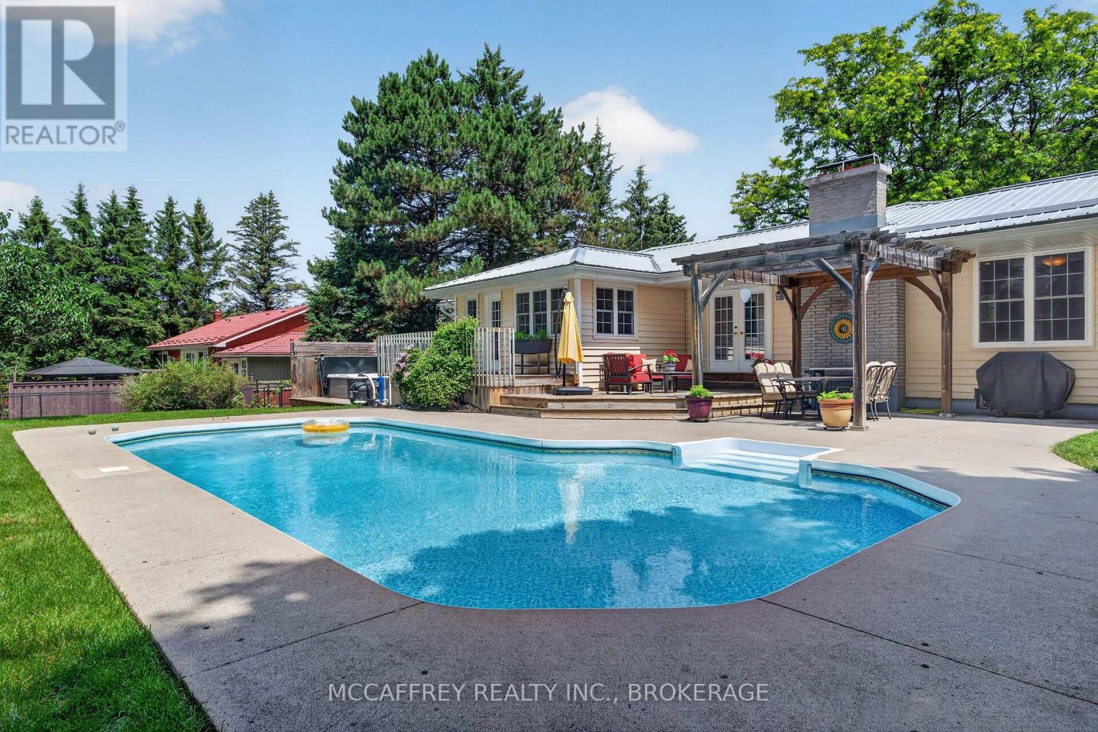 62 Edgewood Drive, Greater Napanee, Ontario