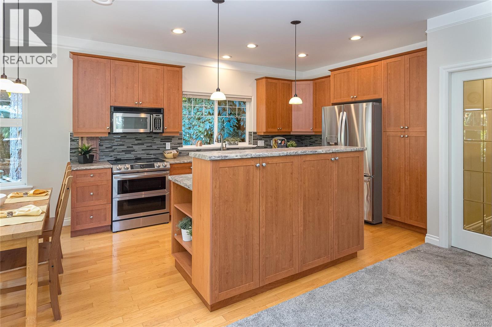 7348 Ridgedown Crt, Central Saanich, British Columbia  V8M 2H7 - Photo 19 - 1045186