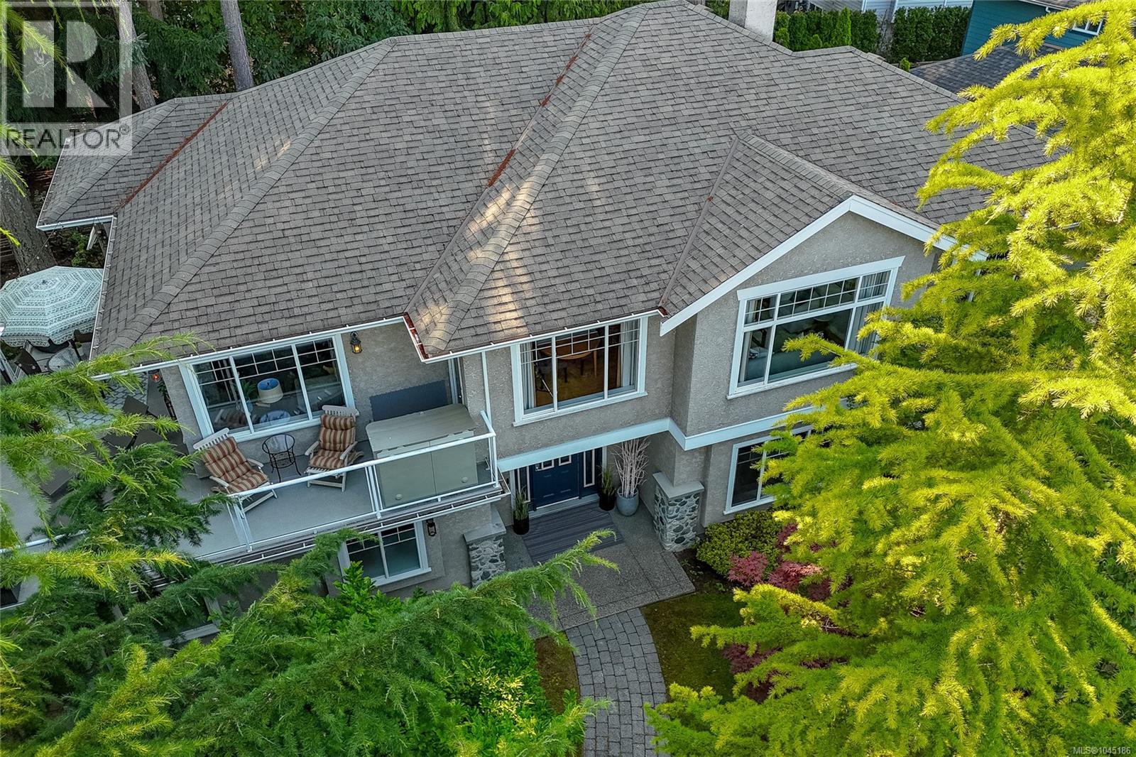 7348 Ridgedown Crt, Central Saanich, British Columbia  V8M 2H7 - Photo 2 - 1045186