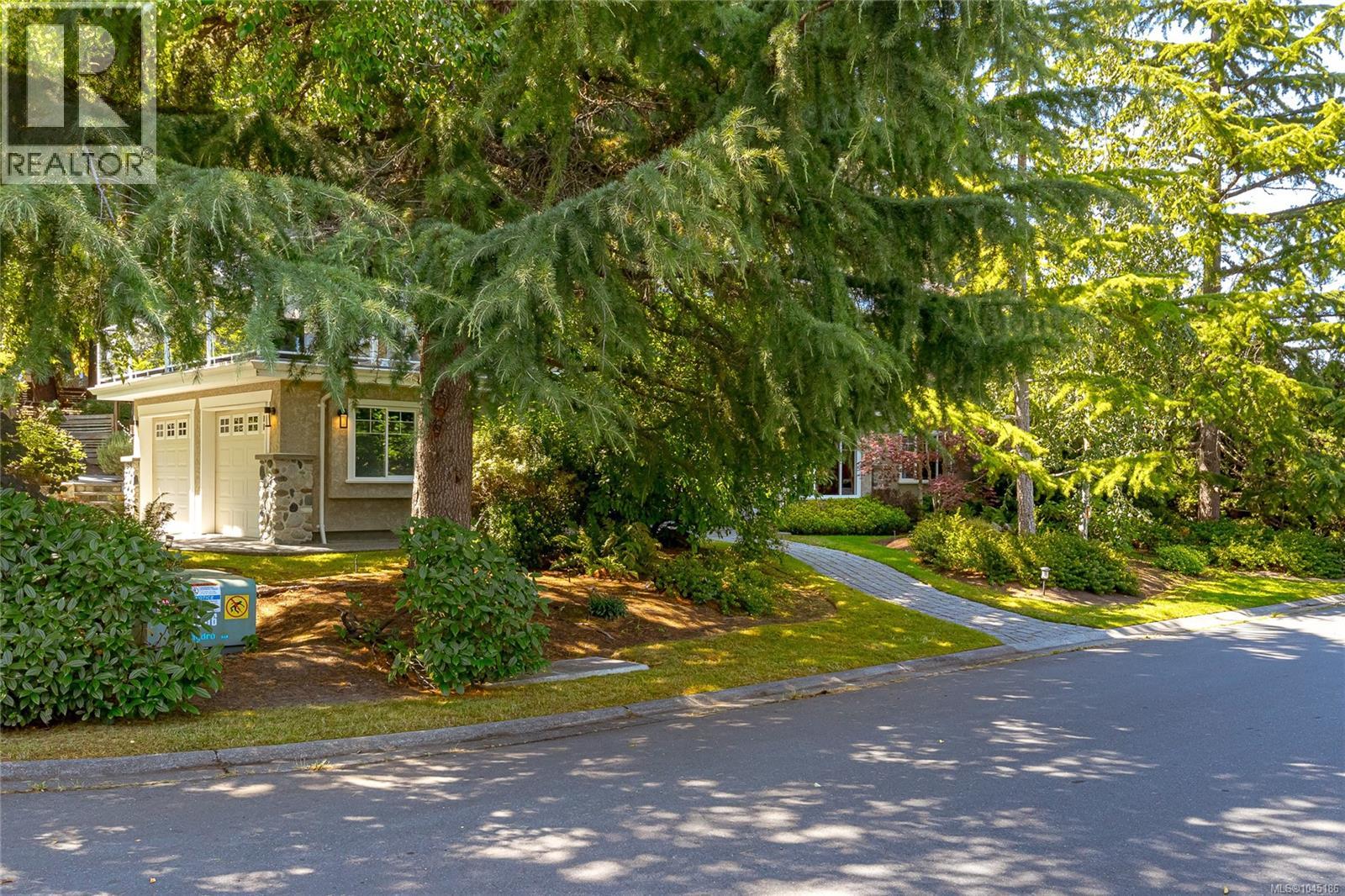 7348 Ridgedown Crt, Central Saanich, British Columbia  V8M 2H7 - Photo 45 - 1045186