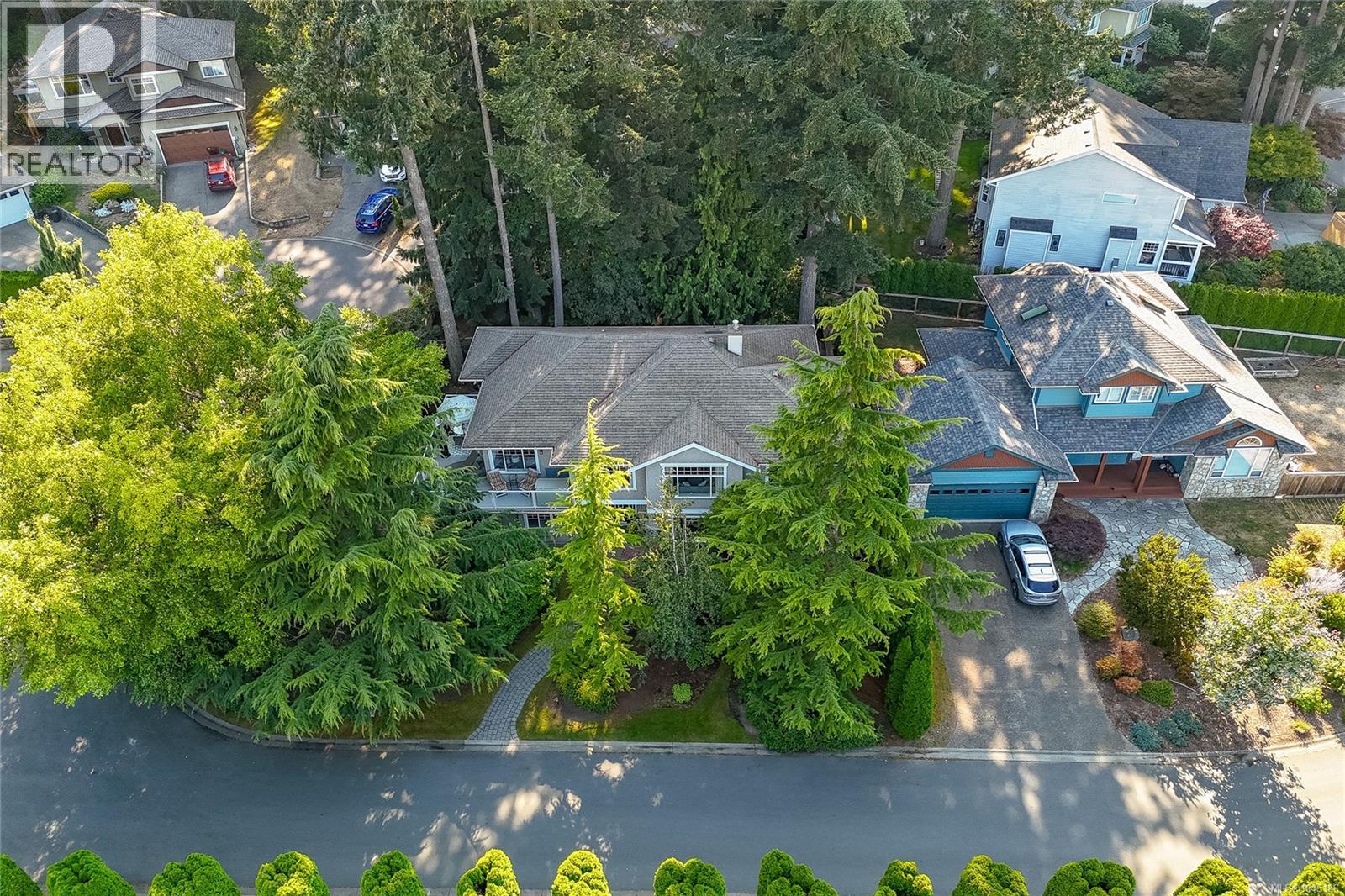 7348 Ridgedown Crt, Central Saanich, British Columbia  V8M 2H7 - Photo 47 - 1045186