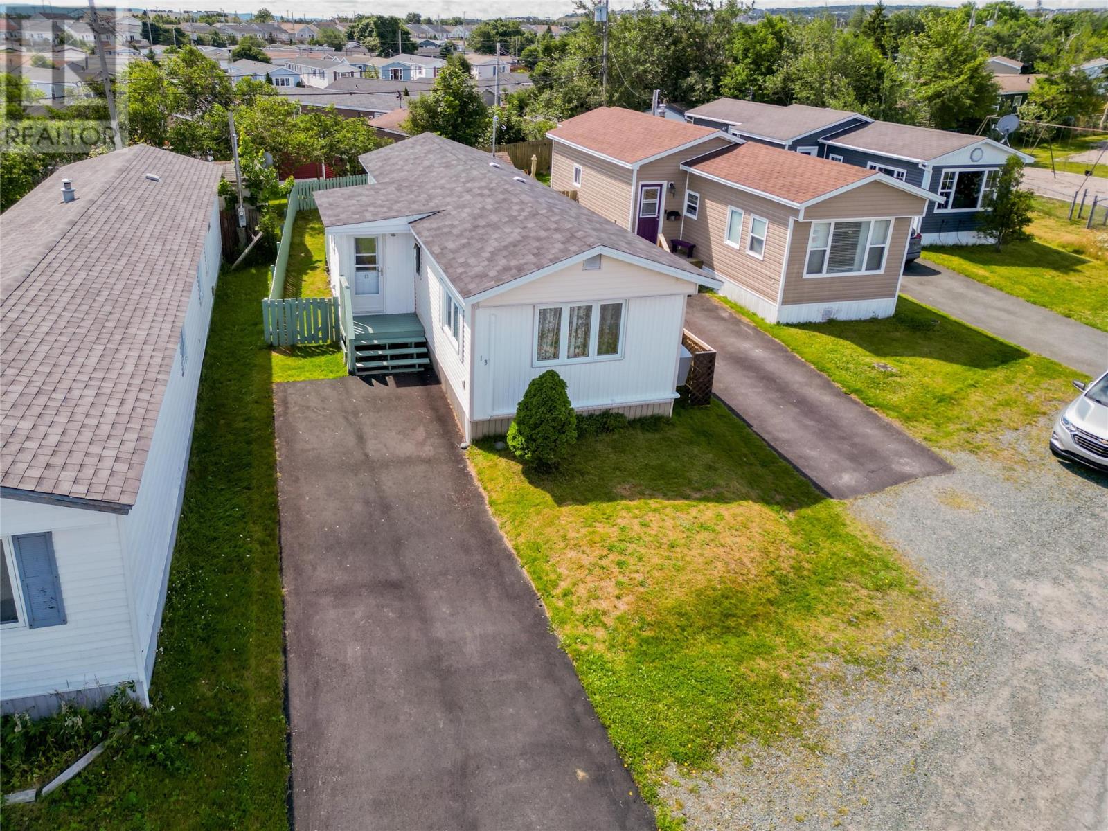 13 Hussey Drive, St. John's — photo 12