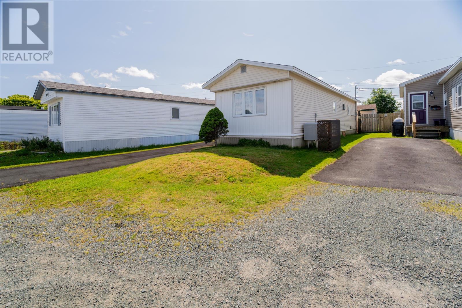 13 Hussey Drive, St. John's — photo 14