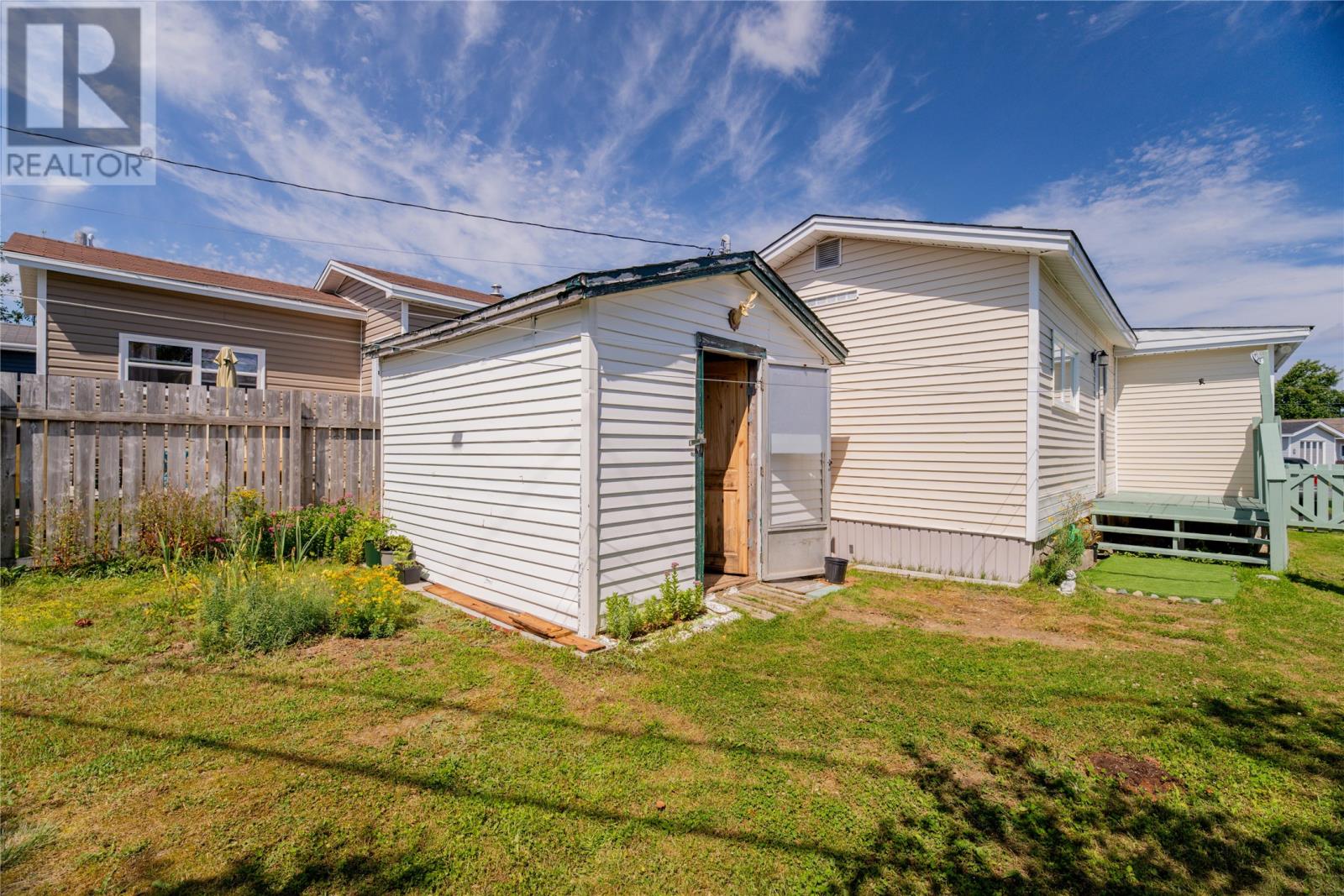 13 Hussey Drive, St. John's — photo 15
