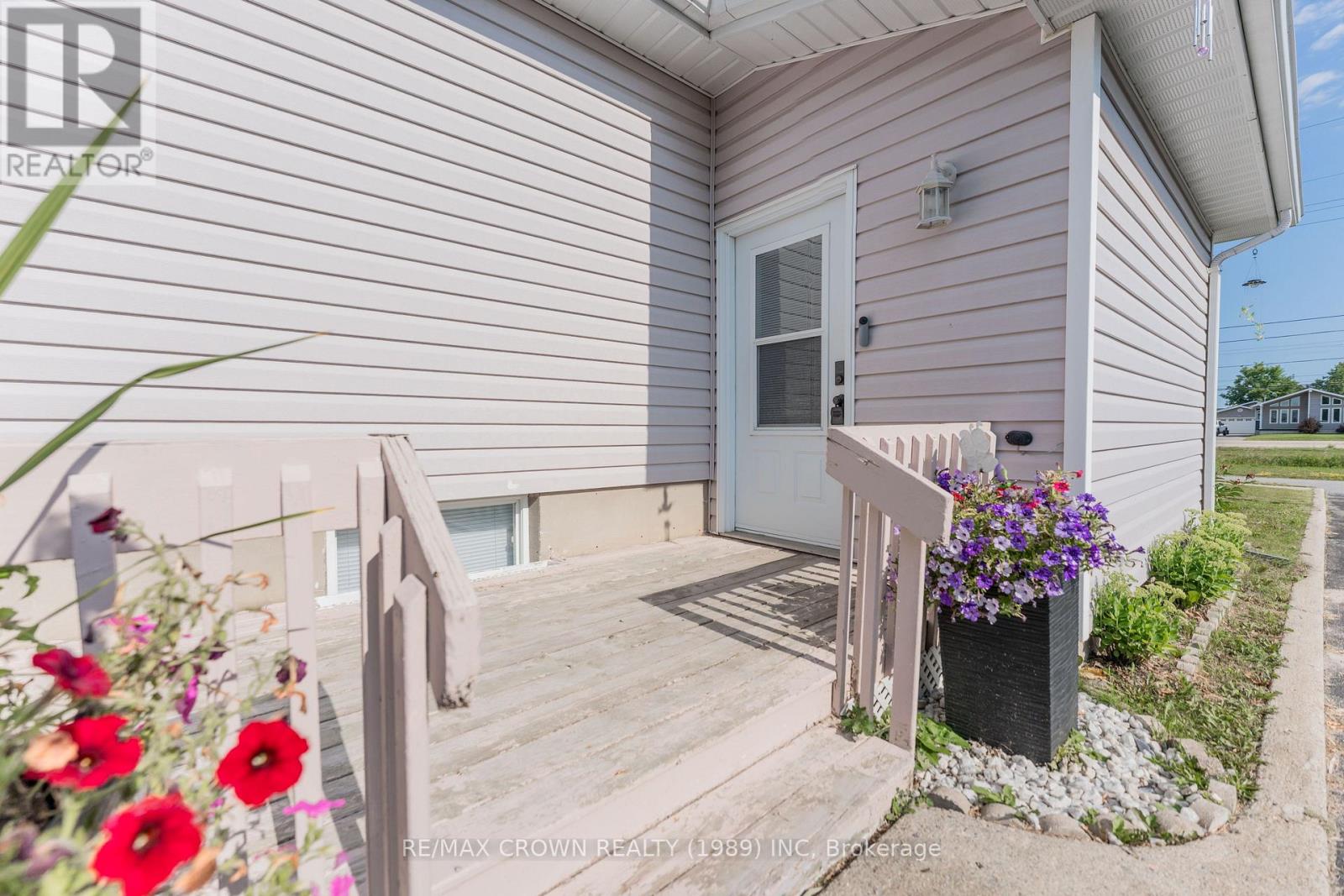 19 Lemarier Street, Kapuskasing, Ontario  P5N 2S7 - Photo 5 - T13677258