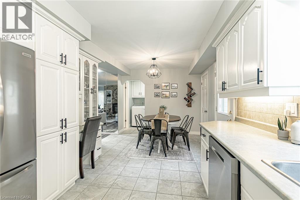 281 Blackacres Boulevard, London, Ontario  N6G 2T9 - Photo 15 - 40855641