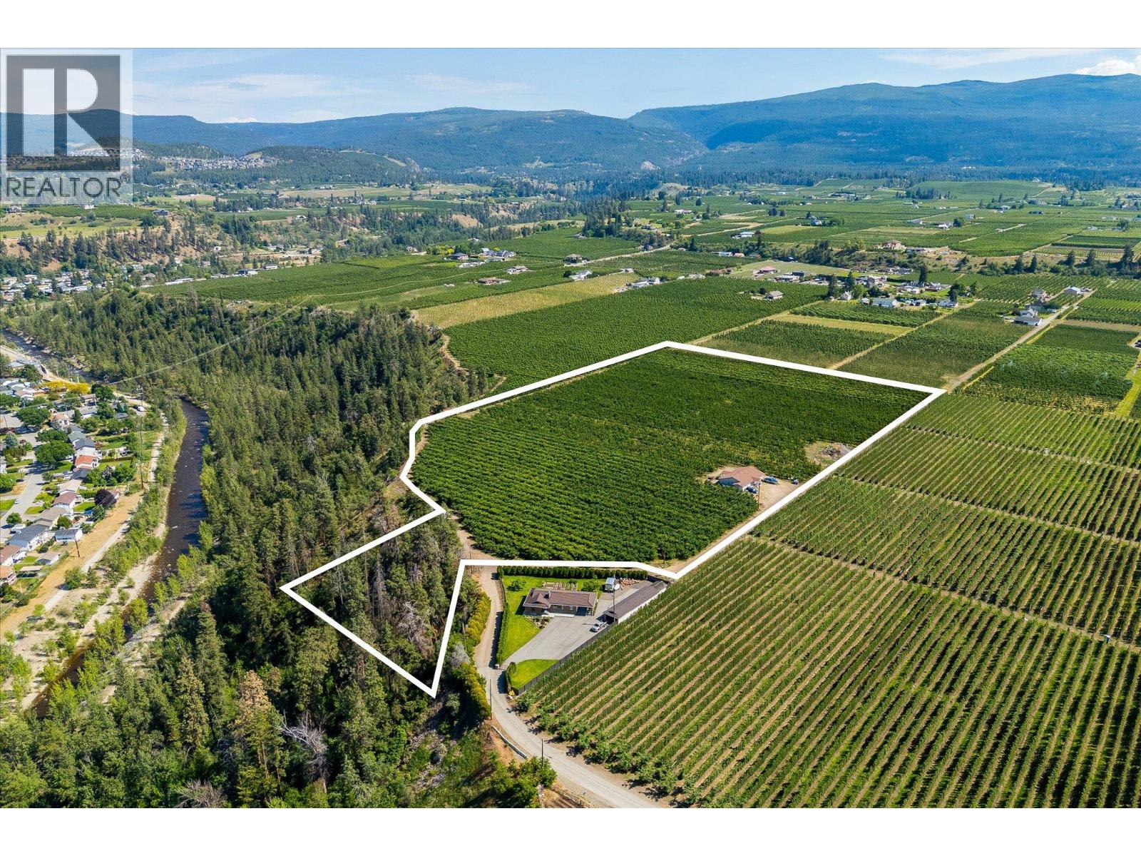 2775 Dunster Road, Kelowna, British Columbia  V1V 4H4 - Photo 2 - 10389143