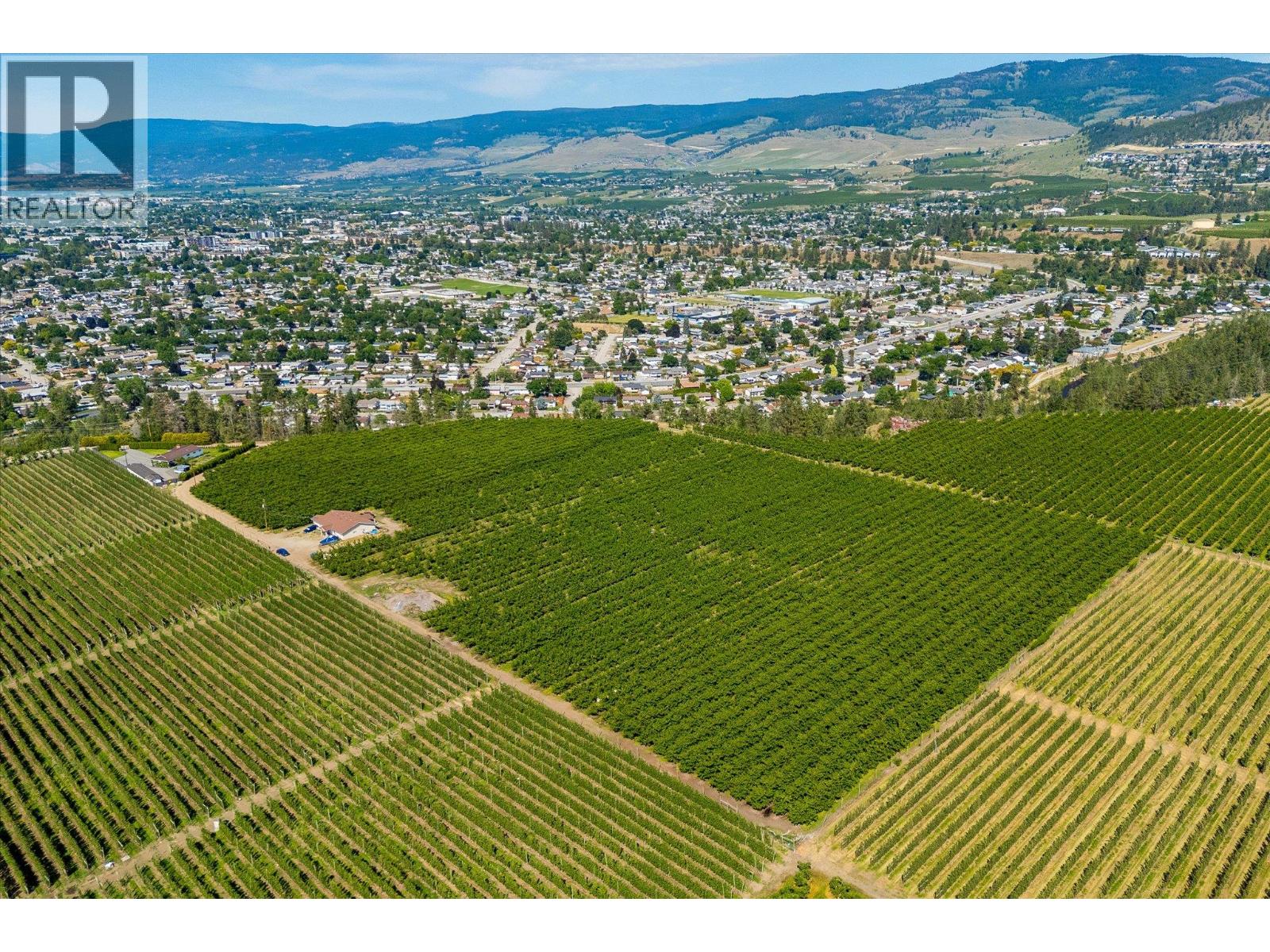 2775 Dunster Road, Kelowna, British Columbia  V1V 4H4 - Photo 5 - 10389143