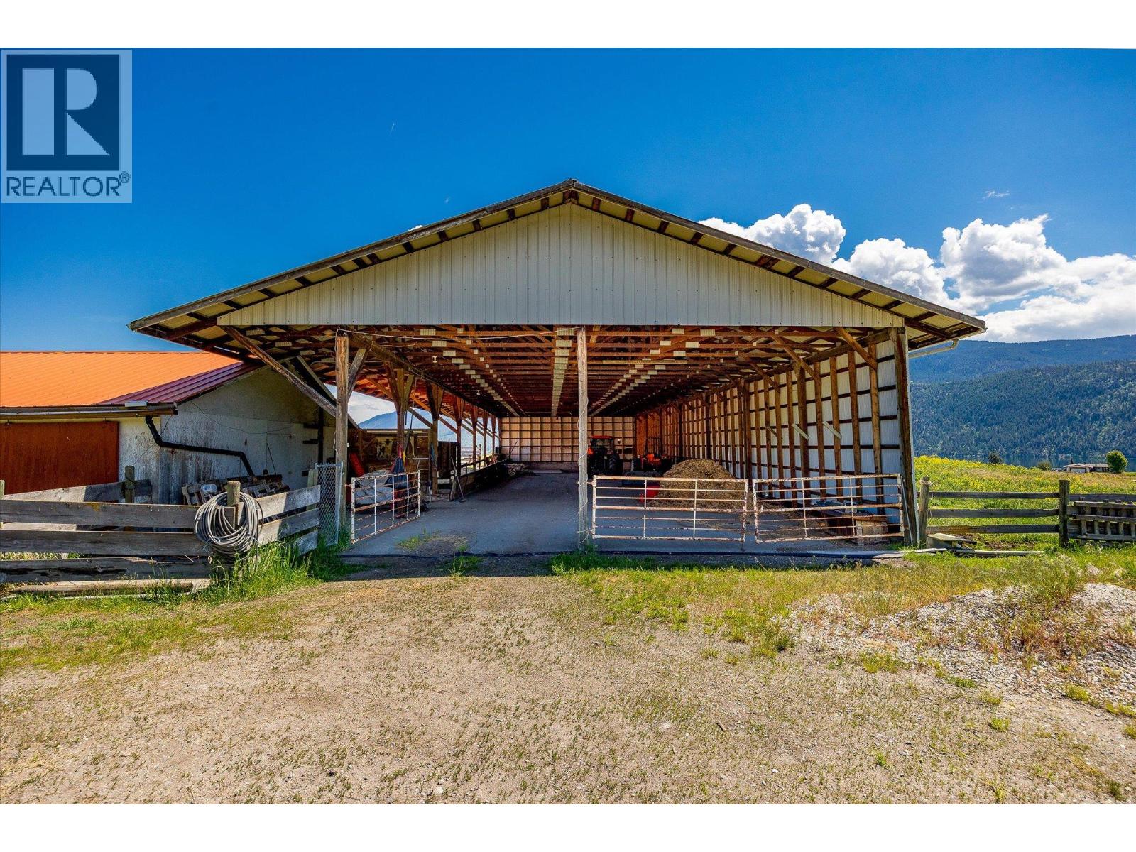 201 Highway 97, Vernon, British Columbia  V1H 1G1 - Photo 19 - 10391000