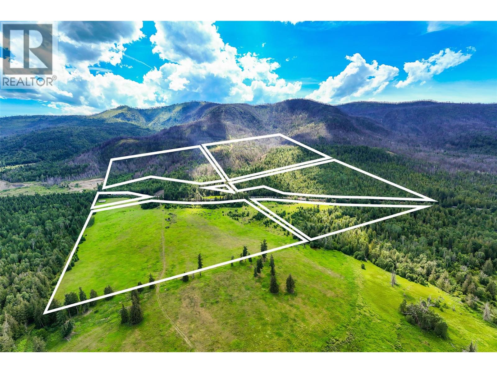 890 Dilworth Road, Sorrento, British Columbia
