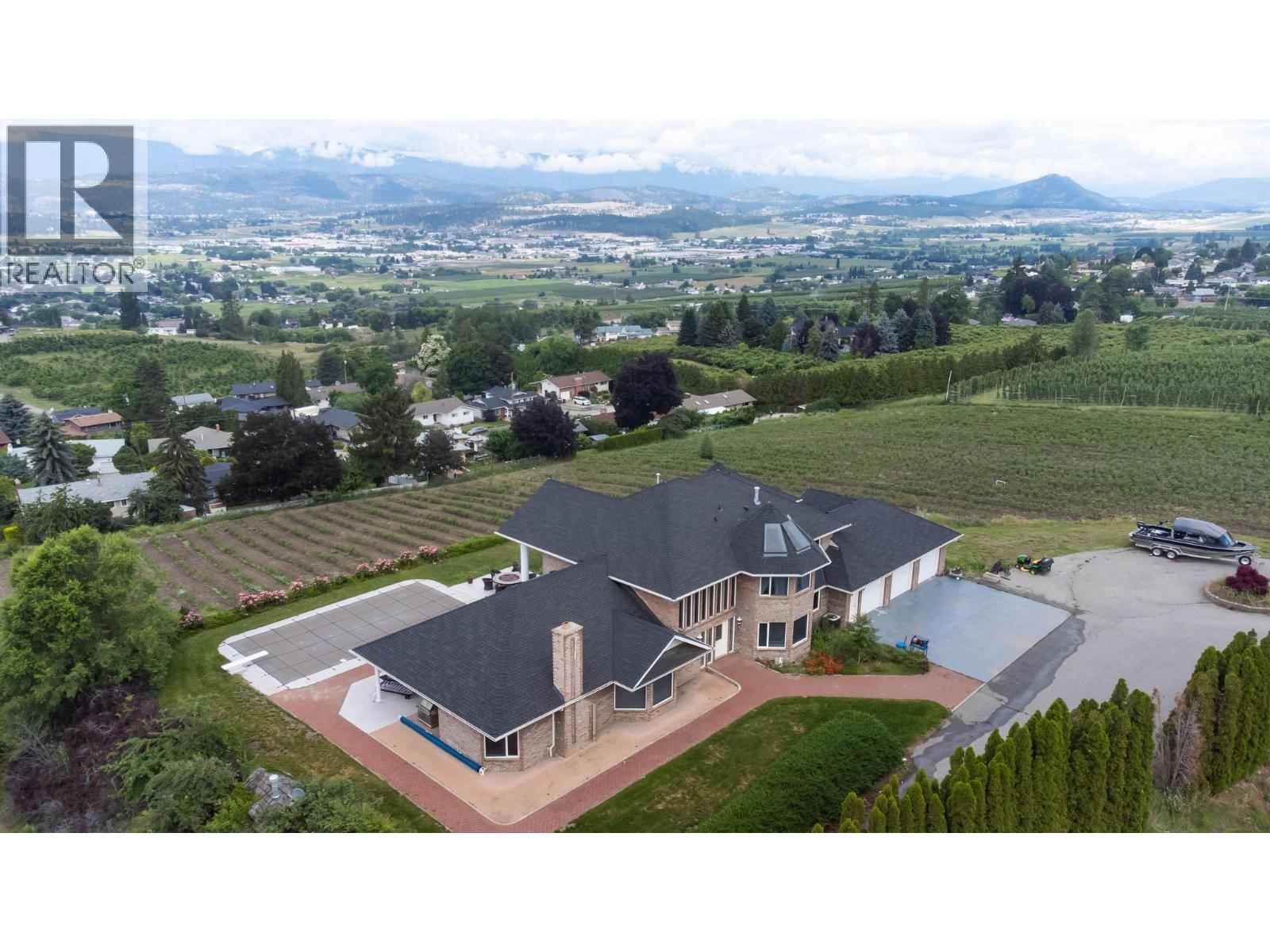 1135 Graf Road, Kelowna, British Columbia  V1P 1B8 - Photo 65 - 10396268
