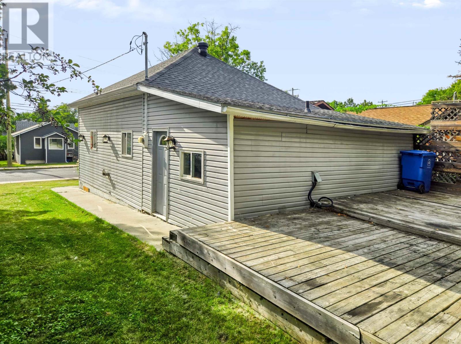 817 Fourth Ave S, Kenora, Ontario  P9N 1Z9 - Photo 2 - TB2602361
