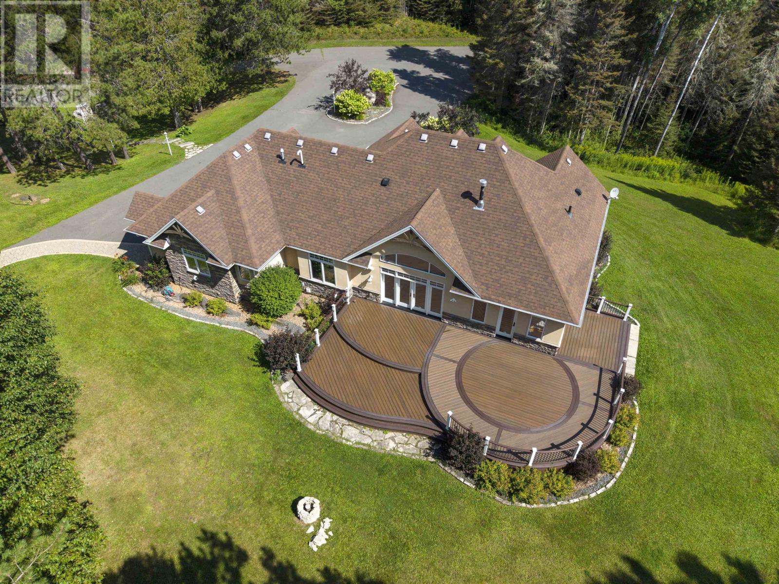 791 Hilldale Rd, Thunder Bay, Ontario  P7G 1Z9 - Photo 5 - TB2602370