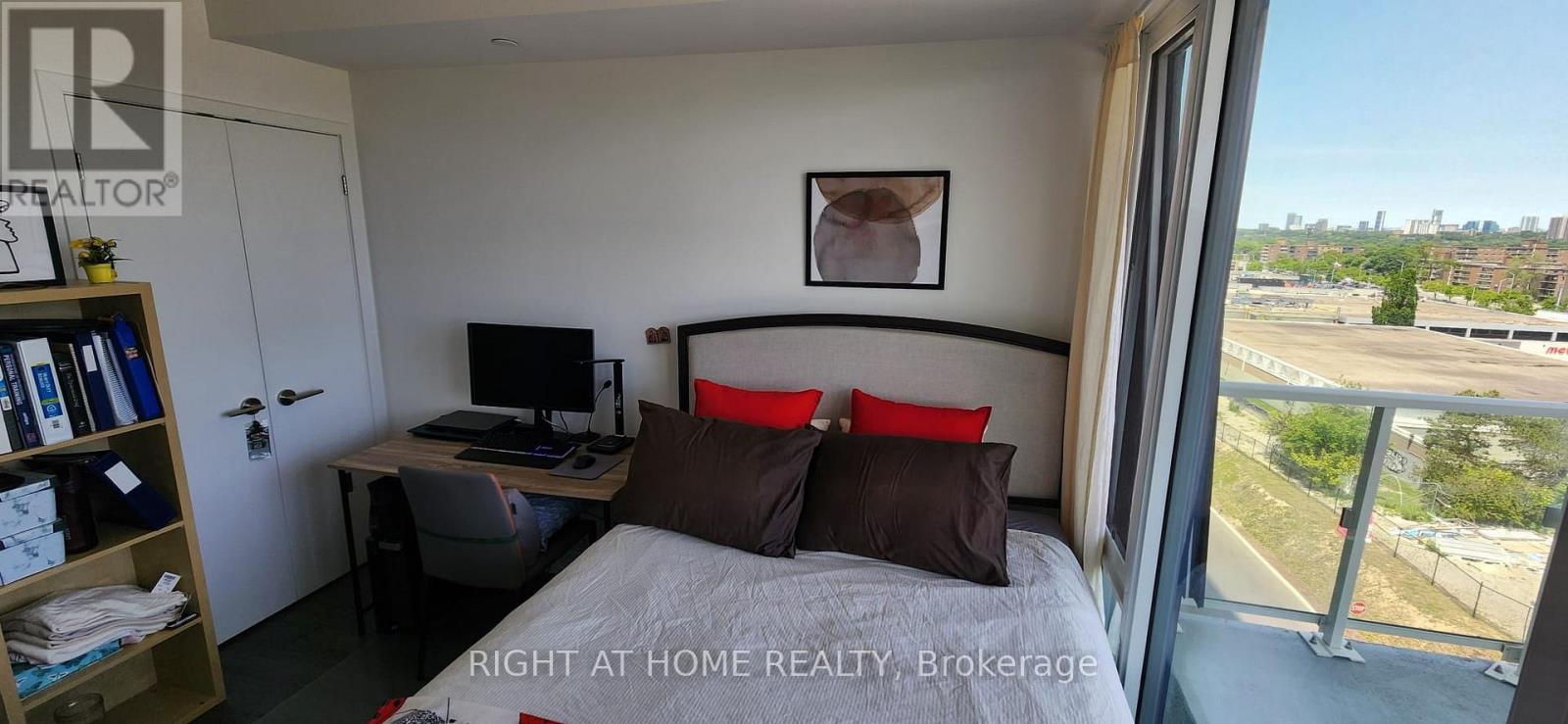 527 - 20 O'neill Road, Toronto, Ontario  M3C 0R2 - Photo 15 - C13677150