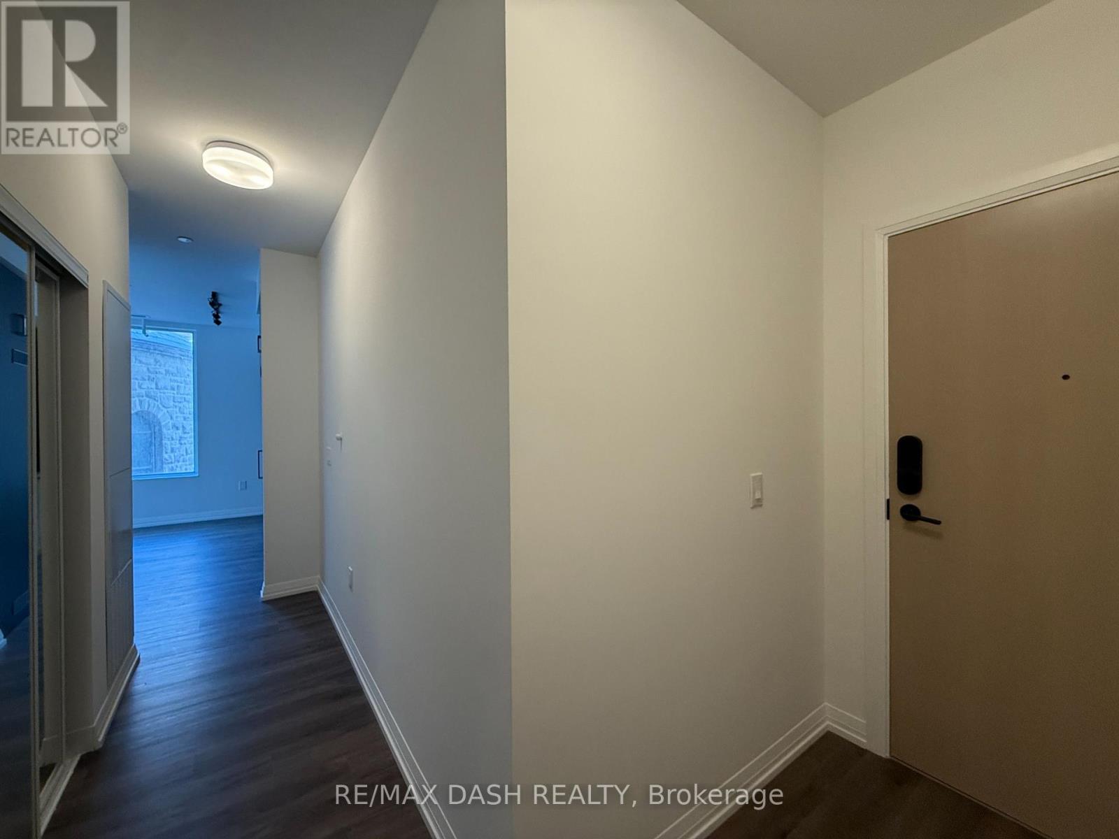 401 - 280 Dundas Street W, Toronto, Ontario  M5T 0E3 - Photo 2 - C13677204