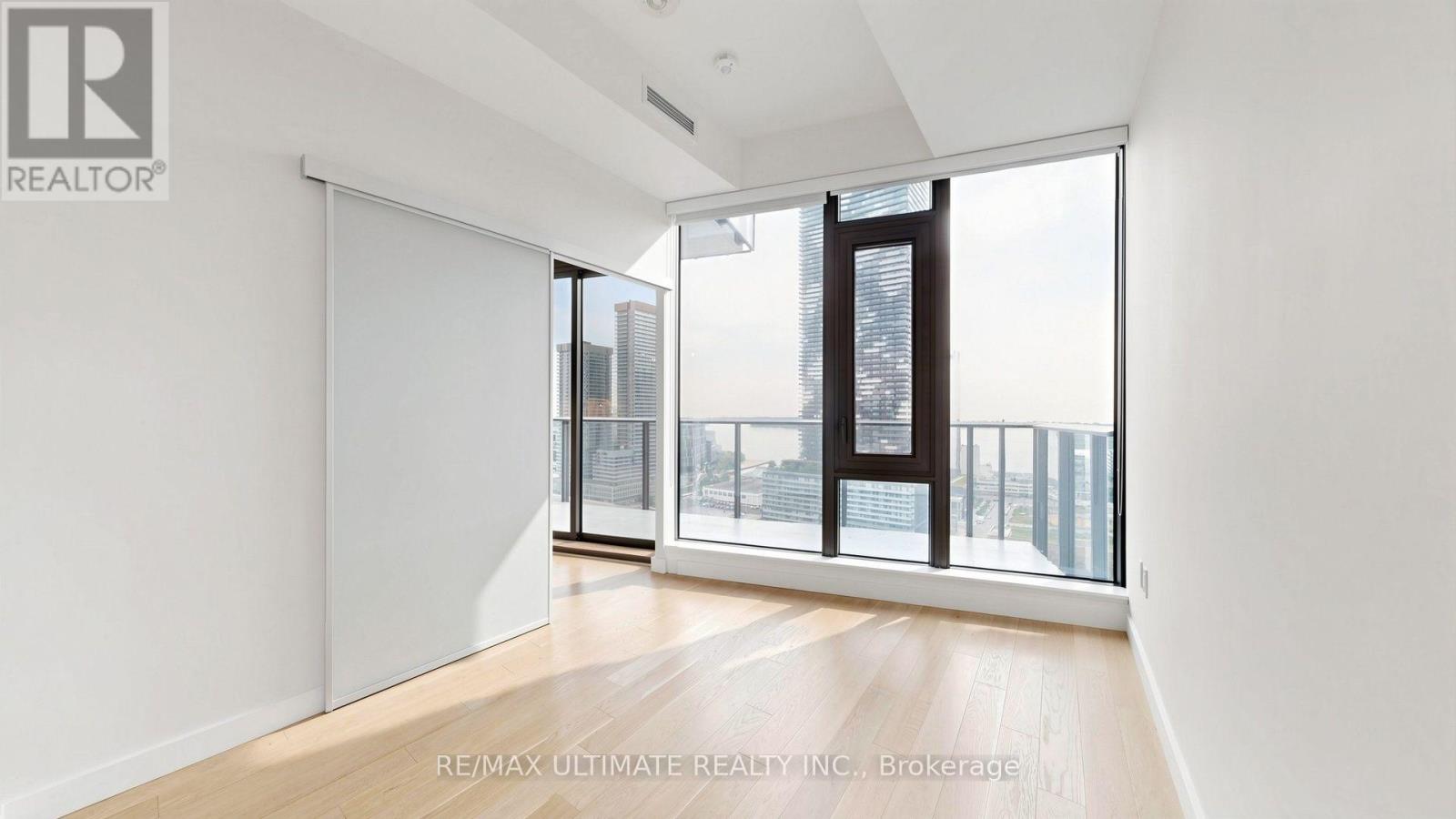 2304 - 2a Church Street, Toronto, Ontario  M5E 0E1 - Photo 11 - C13677214