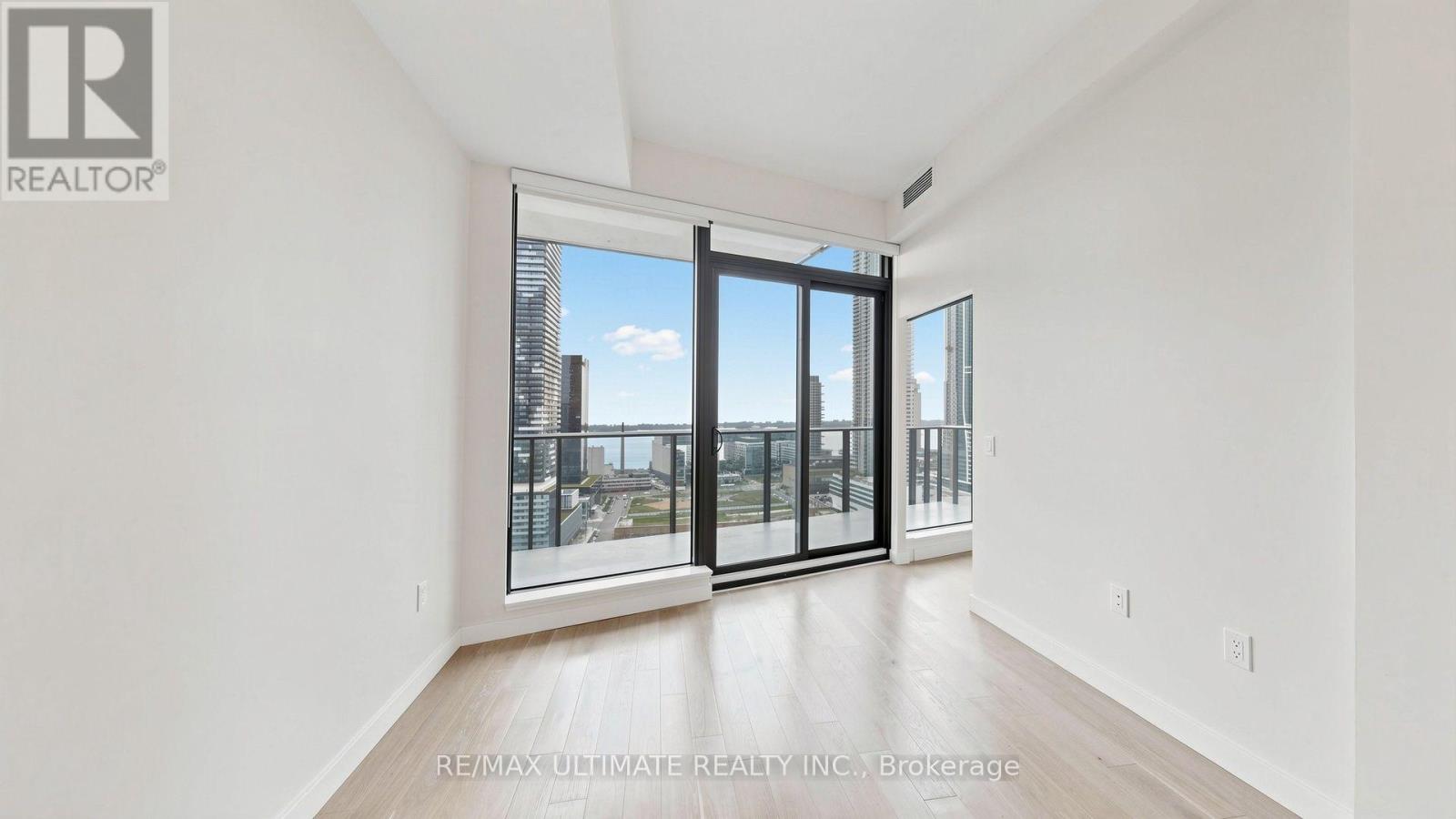 2304 - 2a Church Street, Toronto, Ontario  M5E 0E1 - Photo 5 - C13677214