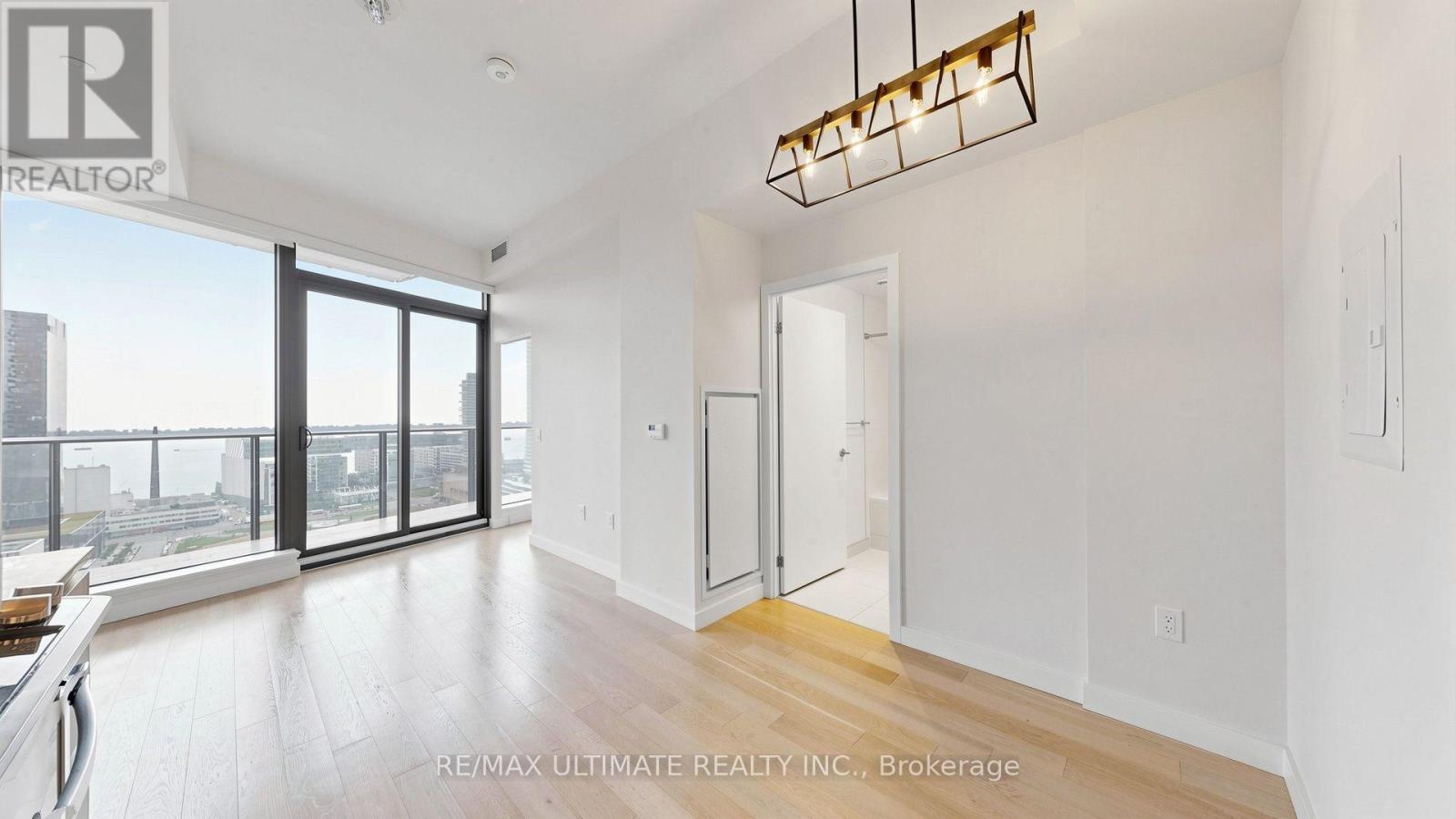 2304 - 2a Church Street, Toronto, Ontario  M5E 0E1 - Photo 8 - C13677214