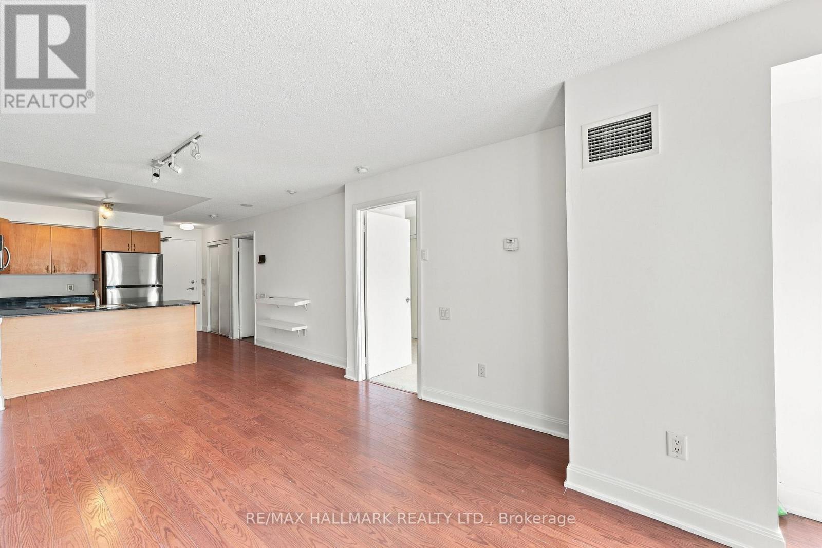 403 - 2191 Yonge Street, Toronto, Ontario  M4S 3H8 - Photo 11 - C13677246