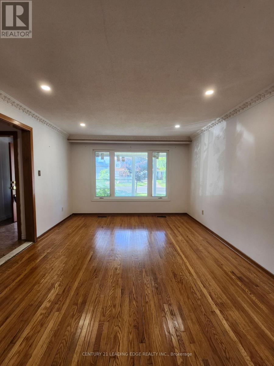 Main - 959 Huntingwood Drive S, Toronto, Ontario  M1S 1K3 - Photo 6 - E13677202