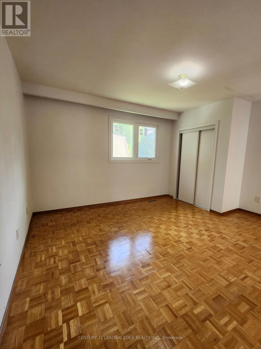 Main - 959 Huntingwood Drive S, Toronto, Ontario  M1S 1K3 - Photo 9 - E13677202