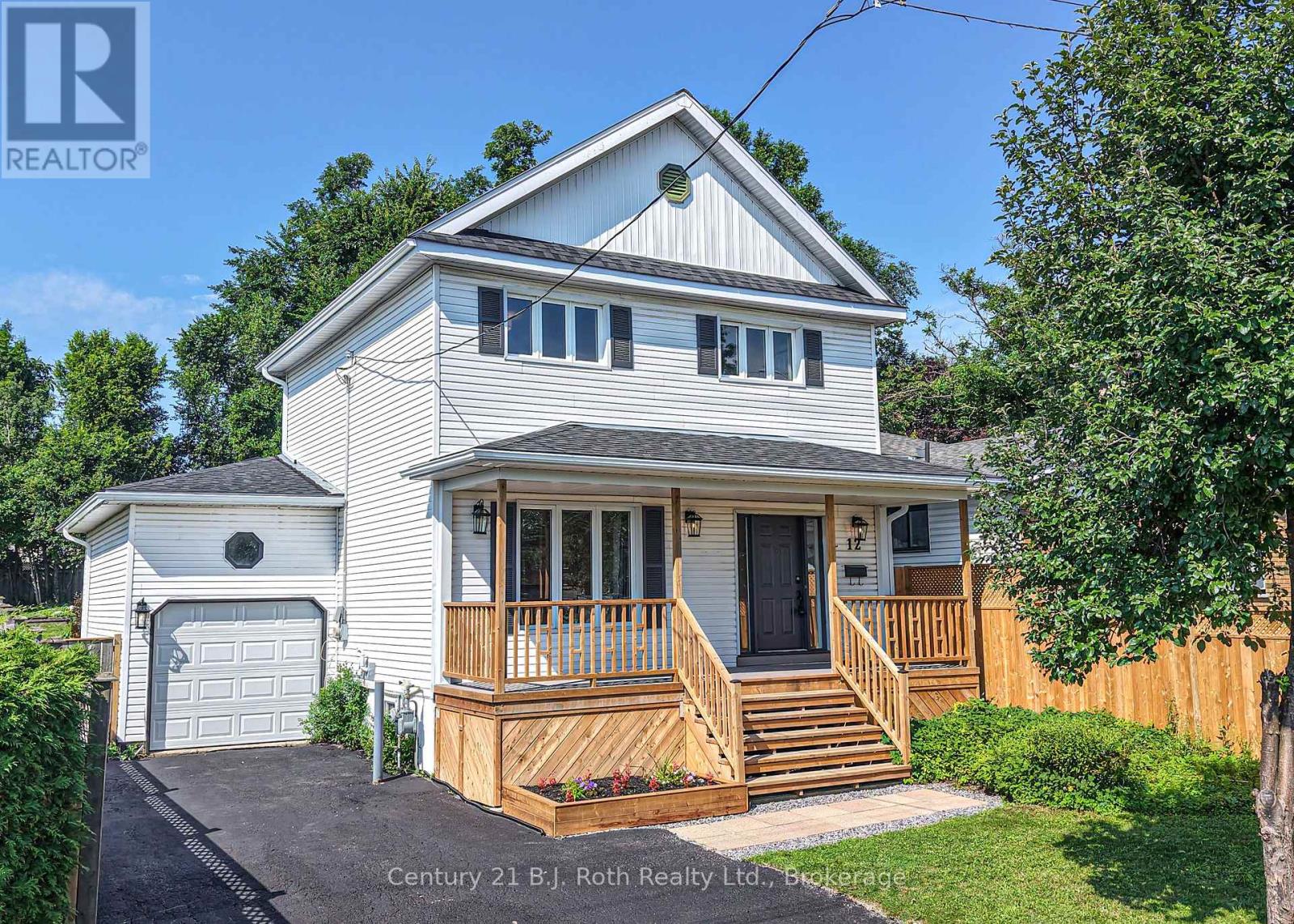 12 CLINTON STREET, orillia, Ontario