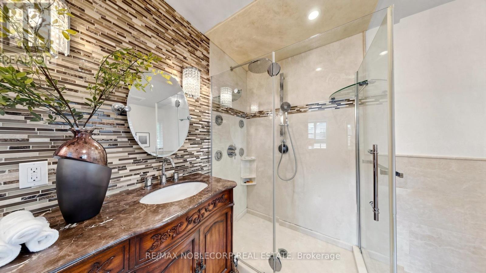500 Vaughan Mills Road, Vaughan, Ontario  L4H 1G7 - Photo 24 - N13677186