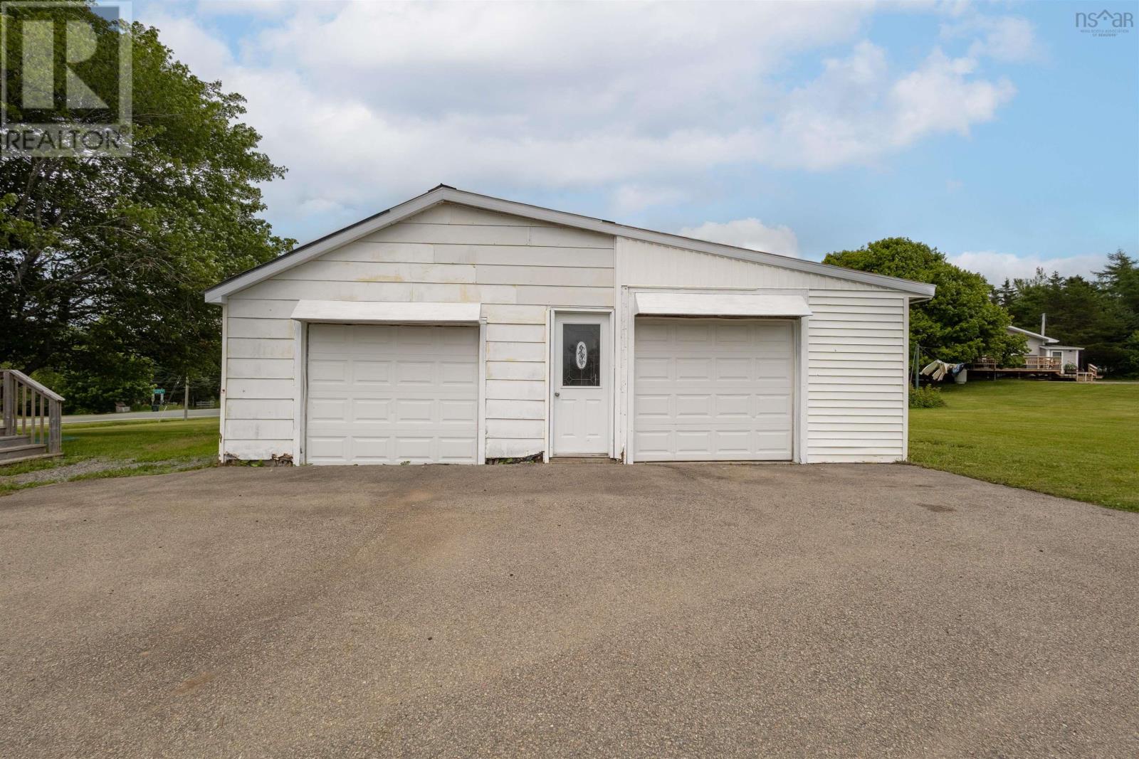 2619 Kings Road, Sydney Forks, Nova Scotia  B1L 1A1 - Photo 3 - 202620408