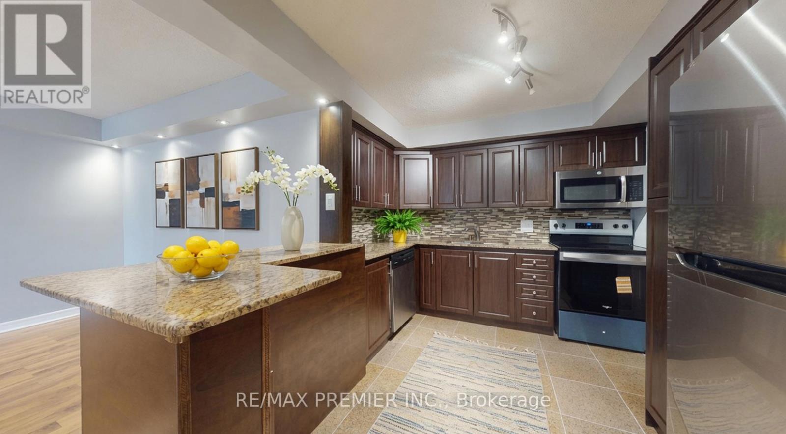 51 - 1250 Mississauga Valley Boulevard, Mississauga, Ontario  L5A 3R6 - Photo 4 - W13677190